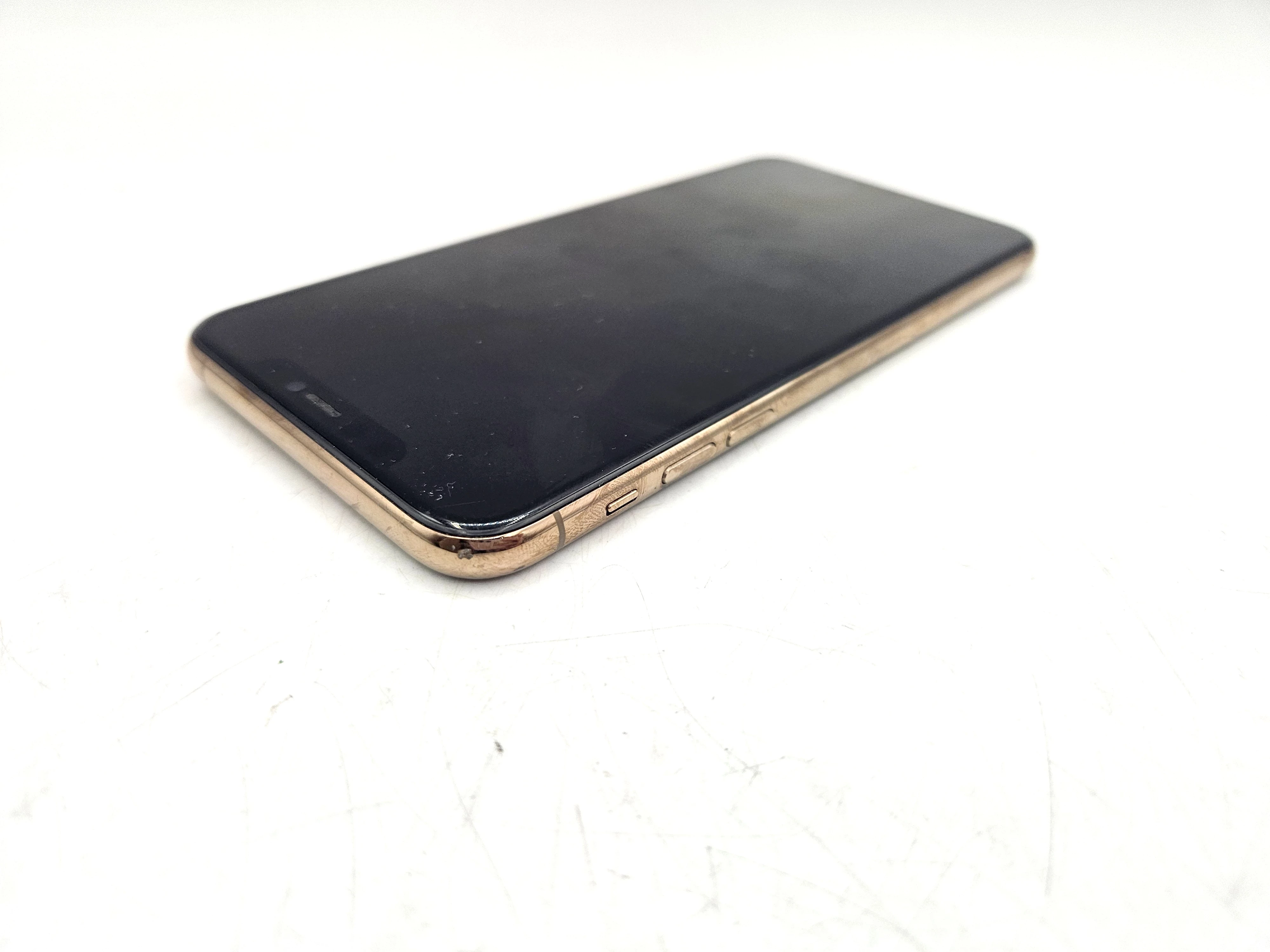 telefon-iphone-11-pro-max-64gb-bat-77-pamiec-ram-202865-214121