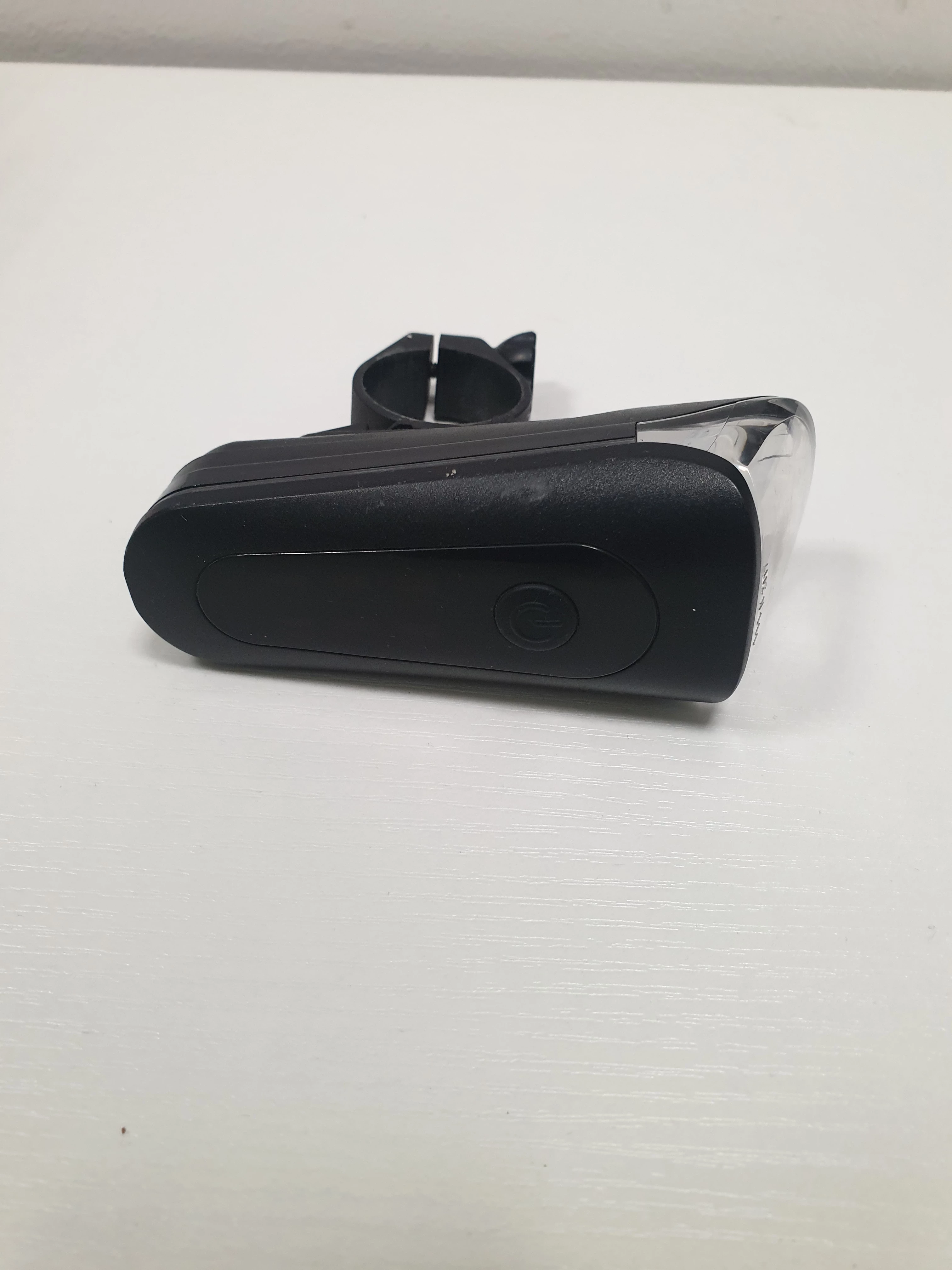 lampka-rowerowa-przod-marka-248811-958954