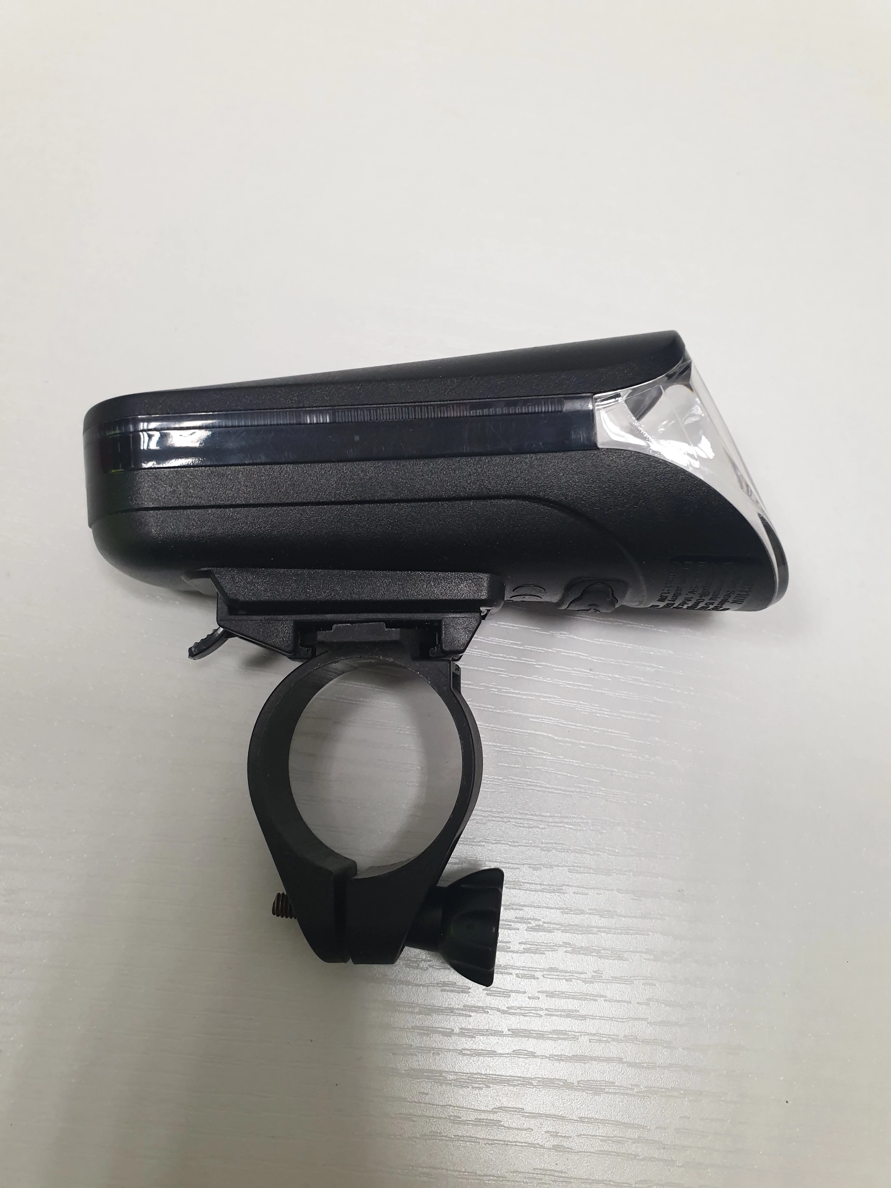 lampka-rowerowa-przod-kod-producenta-4048009928396