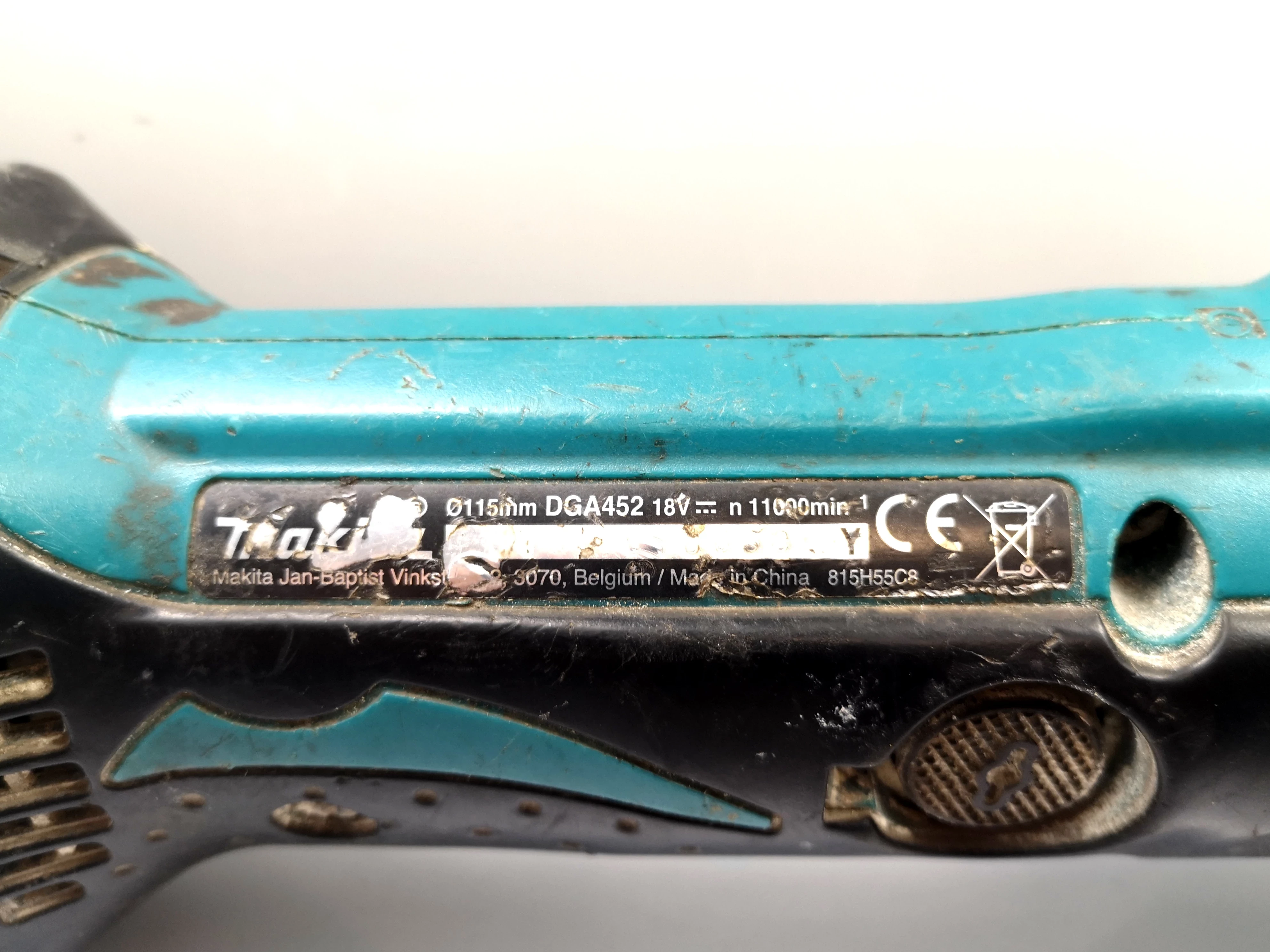 szlifierka-katowa-akumulatorowa-makita-dga452-kod-producenta-dga452rfj