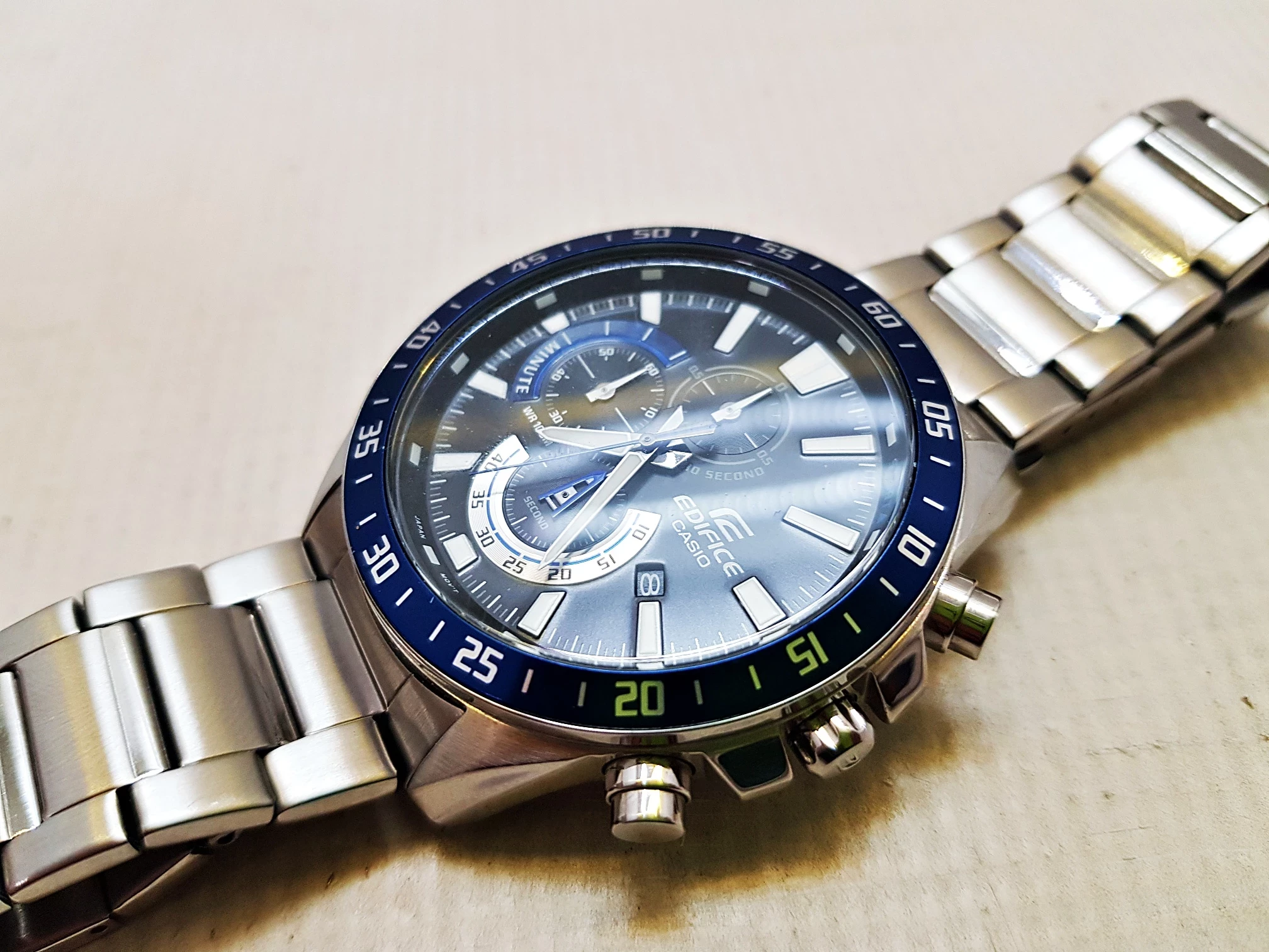 zegarek-casio-edifice-5579-efv-620-material-paska-129219-8