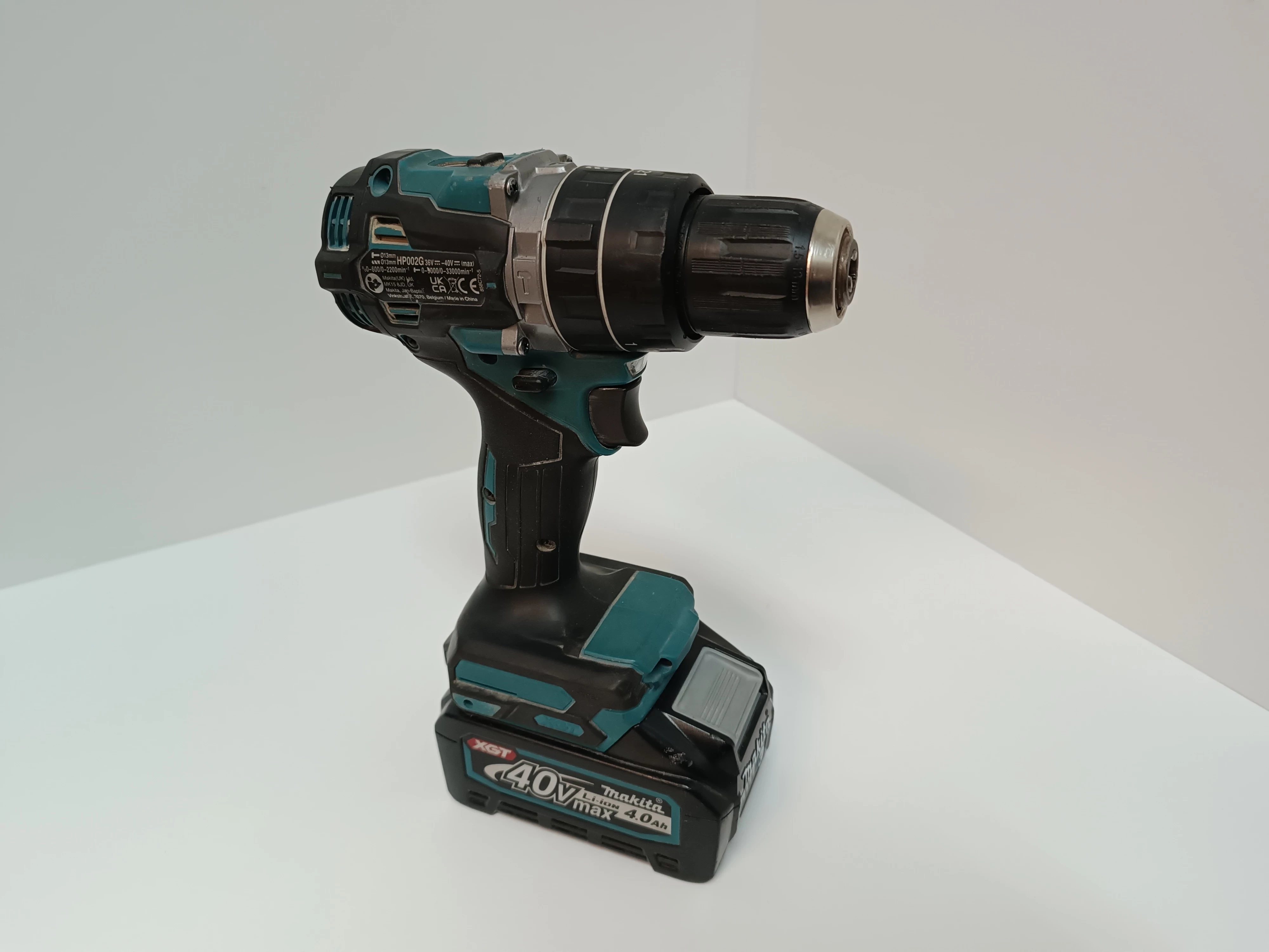 wkretarka-makita-hp002g-akumulator-40-v-40-ah-bl-4040-kod-producenta-hp002ga201