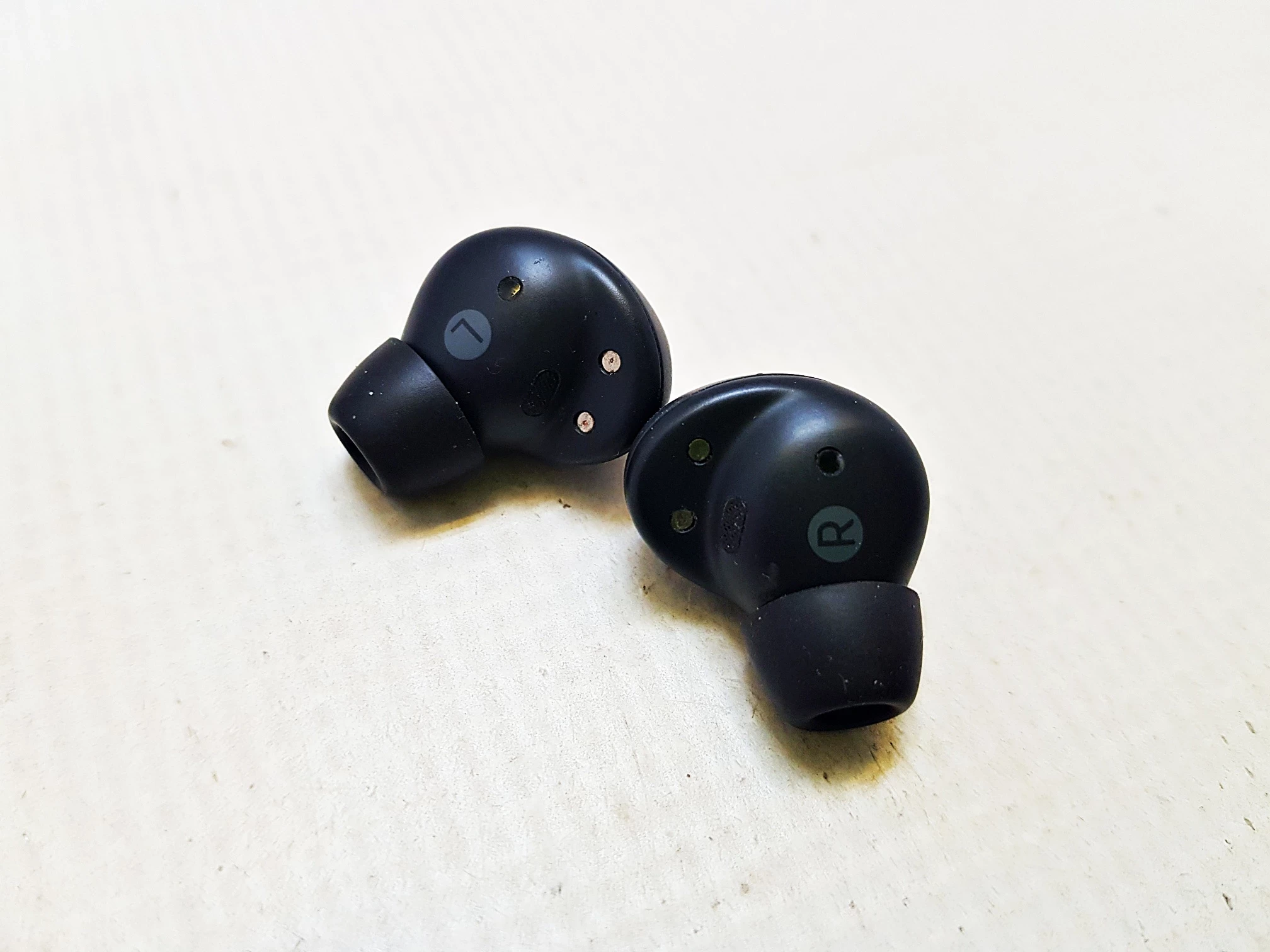 sluchawki-samsung-galaxy-buds-2-pro-stan-11323-2