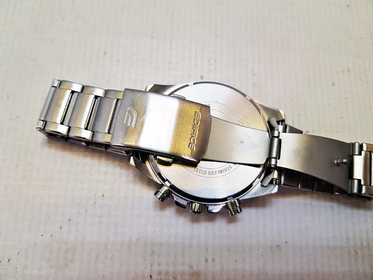 zegarek-casio-edifice-5579-efv-620-ksztalt-koperty-129223-2