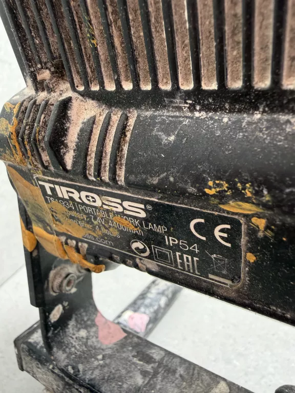 halogen-led-tiross-ts1934-zas-moc-znamionowa-2000