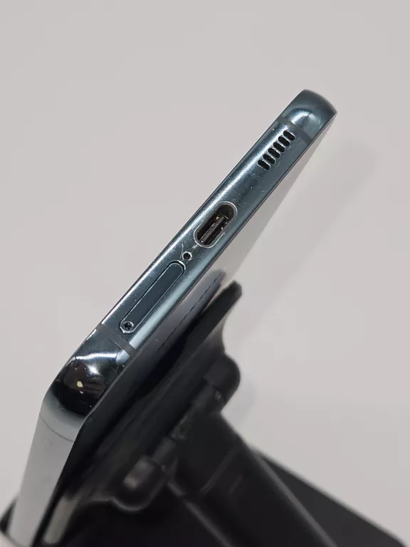 telefon-samsung-s22-8256gb-blokada-stan-11323-1223453