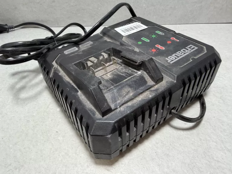 ladowarka-erbauer-efc18-li-osiedle-niepodleglosci-1-krakow