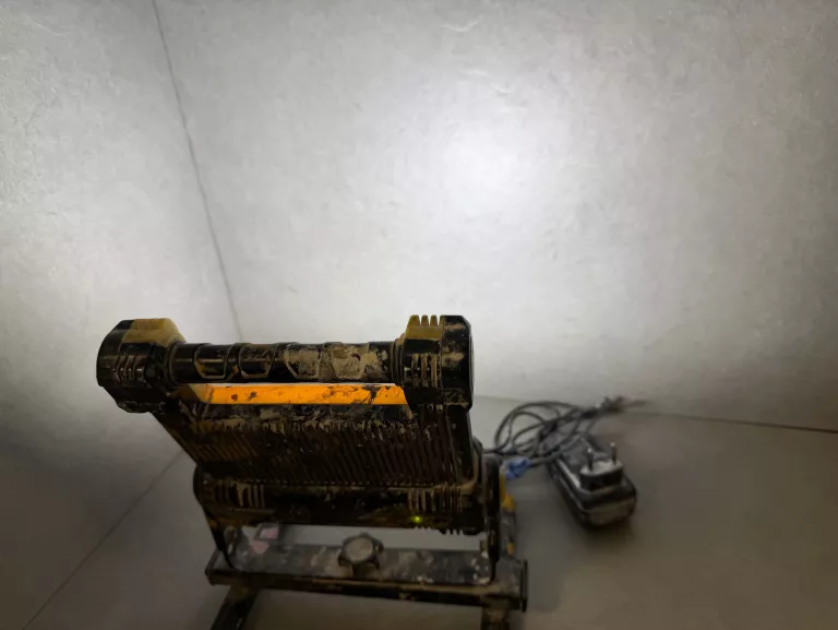 halogen-led-tiross-ts1934-zas-jasnosc-1800