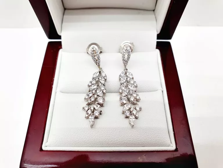 oblednie-piekne-subtelne-srebrne-kolczyki-wiszace-p925-376g-cyrkonie-strzegomska-200-wroclaw