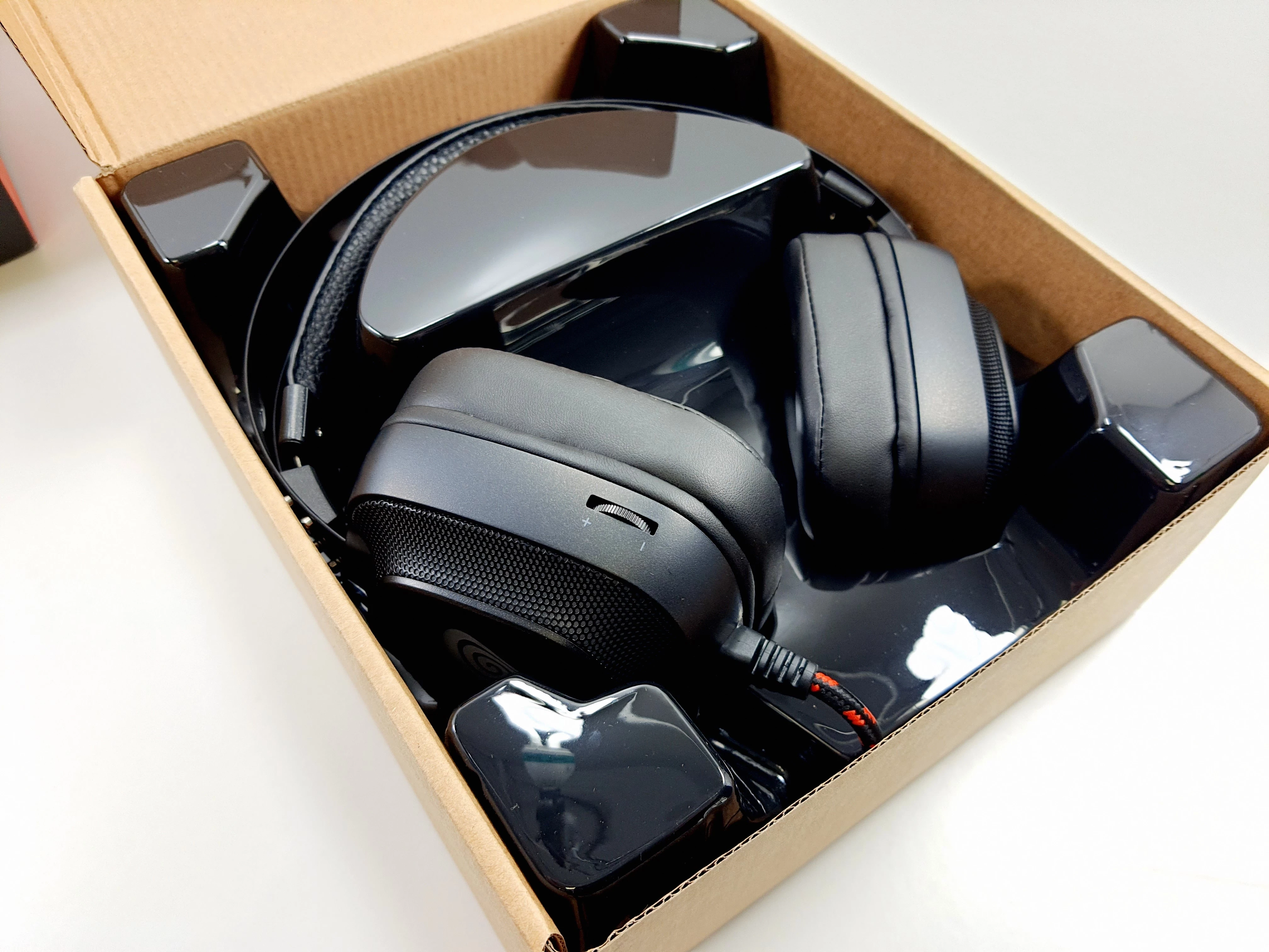 sluchawki-nauszne-genesis-nsg-0999-ean-gtin-5901969408348