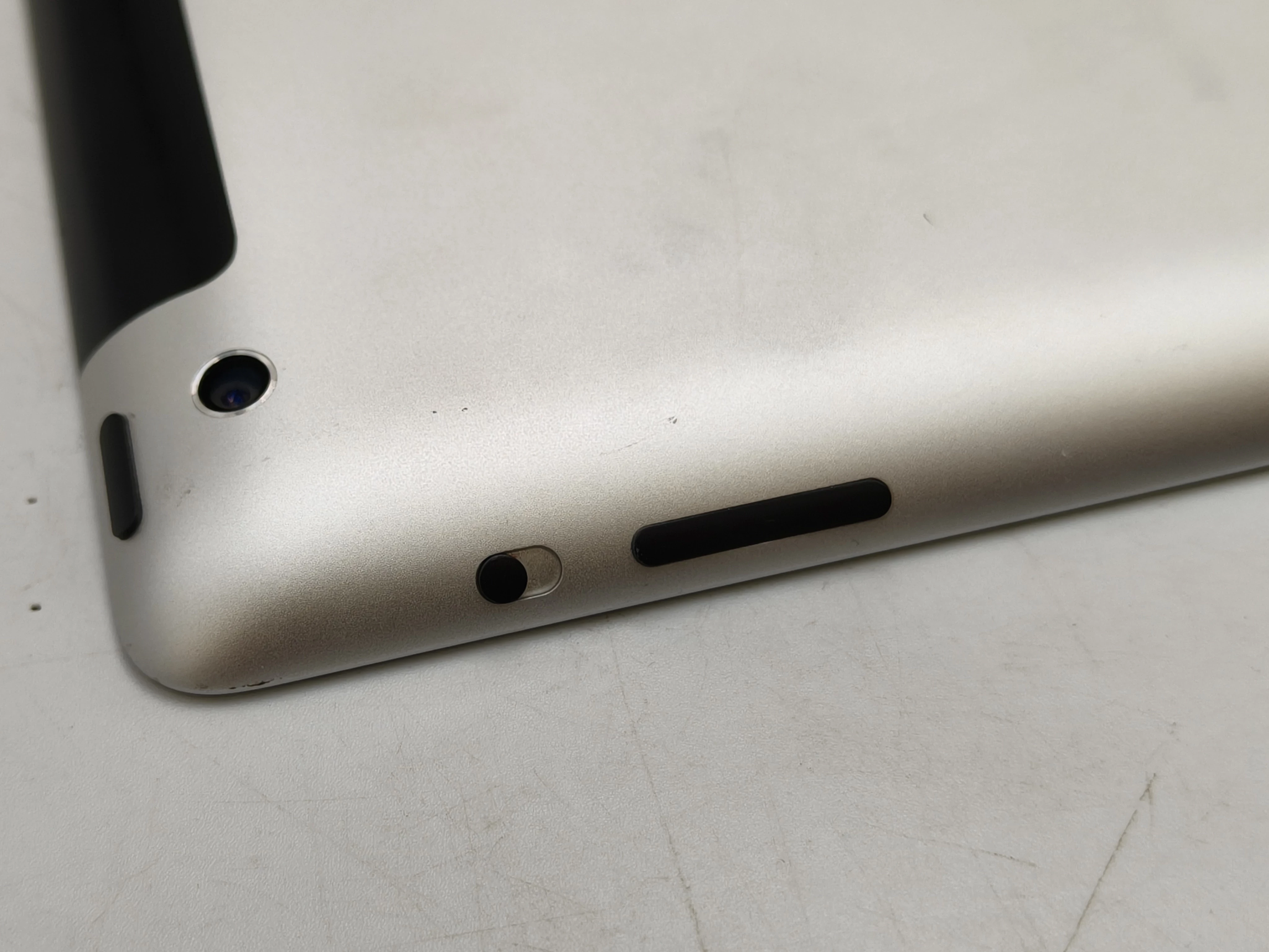 tablet-apple-ipad-4-32gb-stan-11323-2