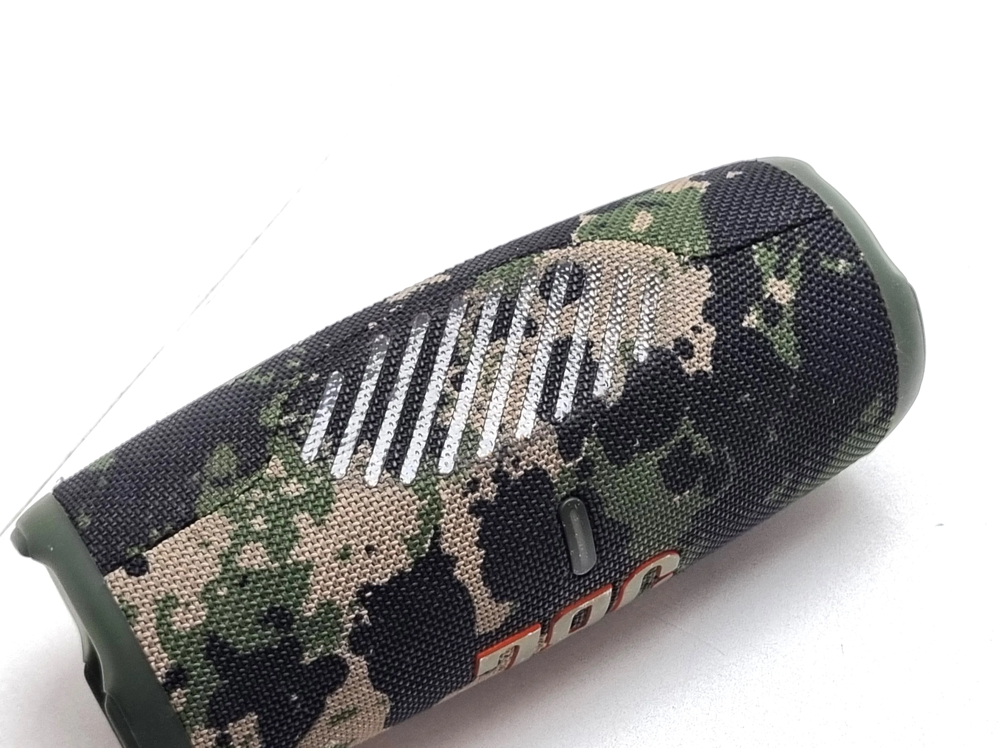 glosnik-jbl-charge-5-stan-11323-2