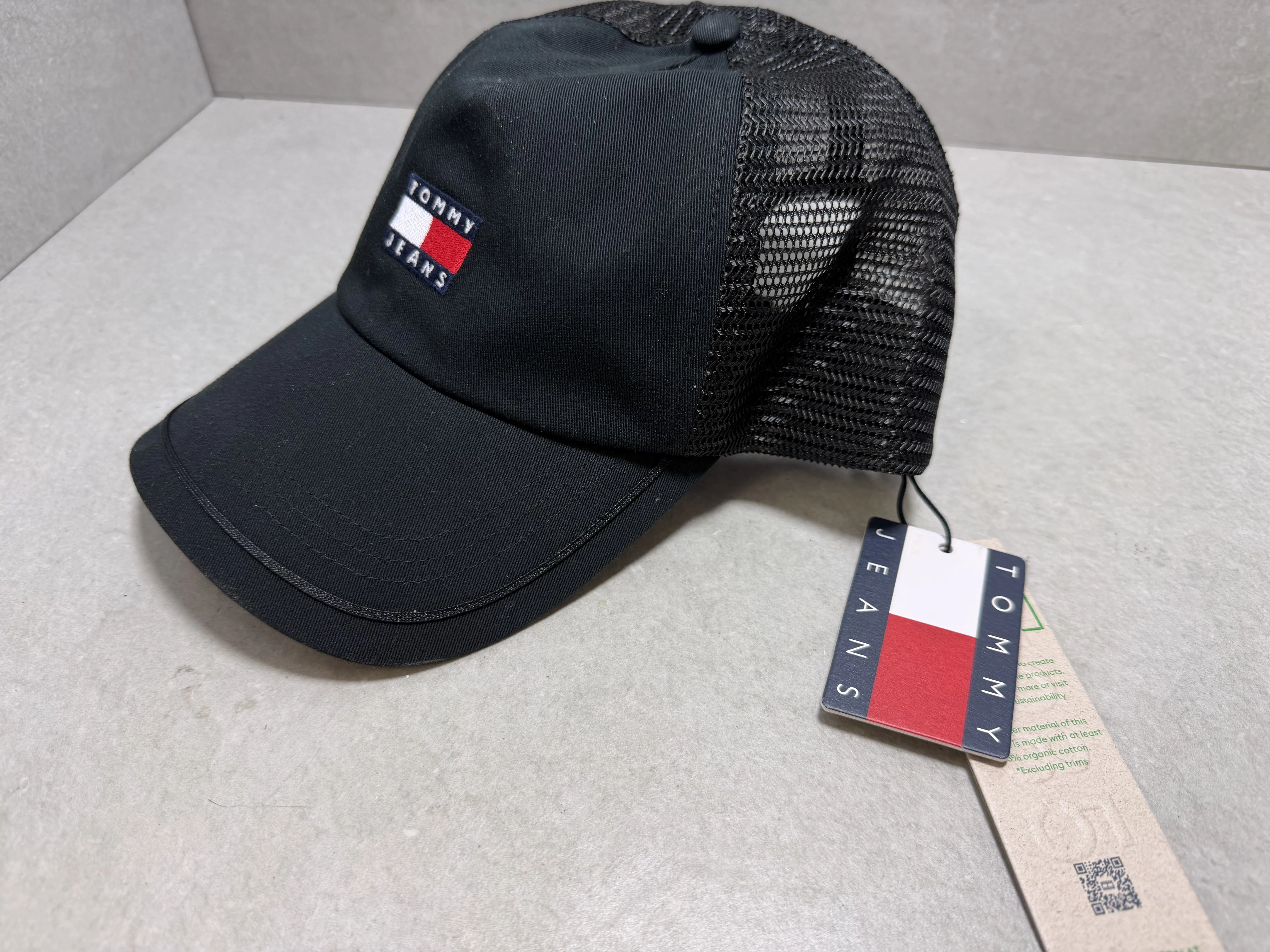 tommy-jeans-bejsbolowka-heritage-osiedle-niepodleglosci-1-krakow