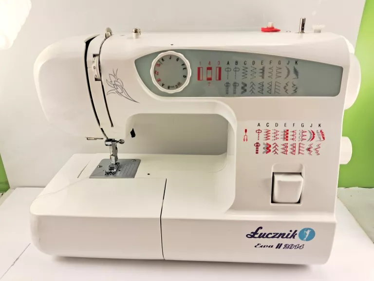 maszyna-do-szycia-lucznik-ewa-2-2014-ean-gtin-5902022181017