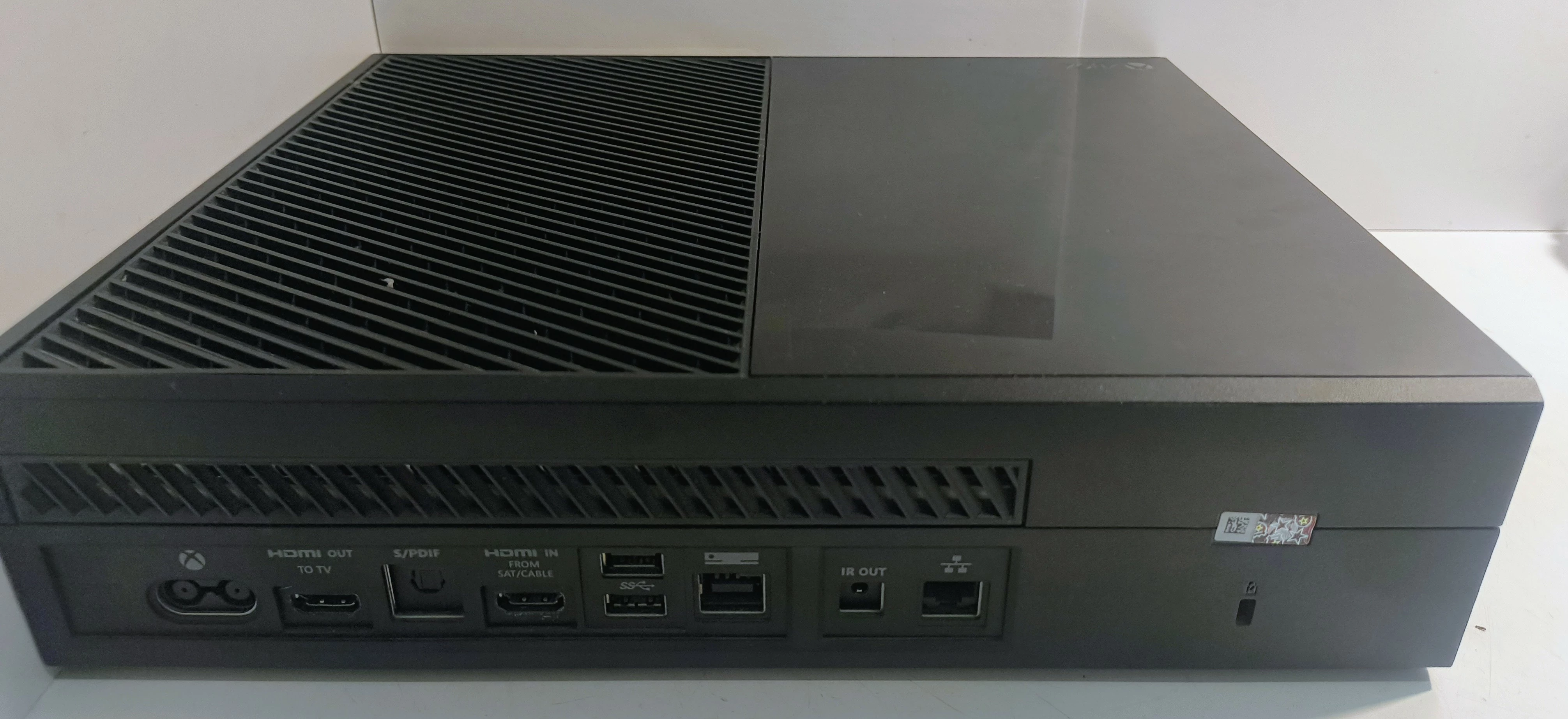 konsola-xbox-one-2-pady-wersja-konsoli-130591-1