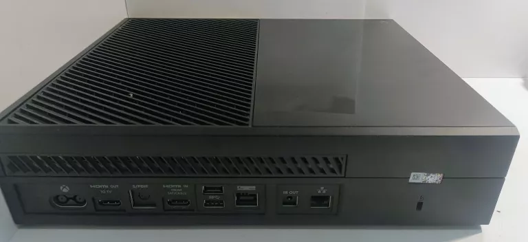 konsola-xbox-one-2-pady-wersja-konsoli-130591-1