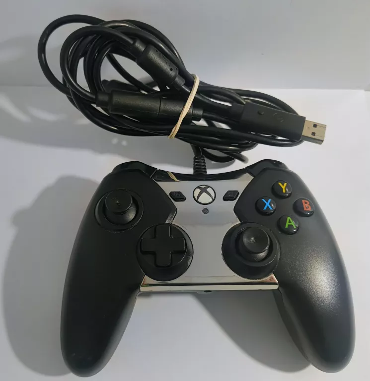 konsola-xbox-one-2-pady-gry-w-zestawie-205998-225570