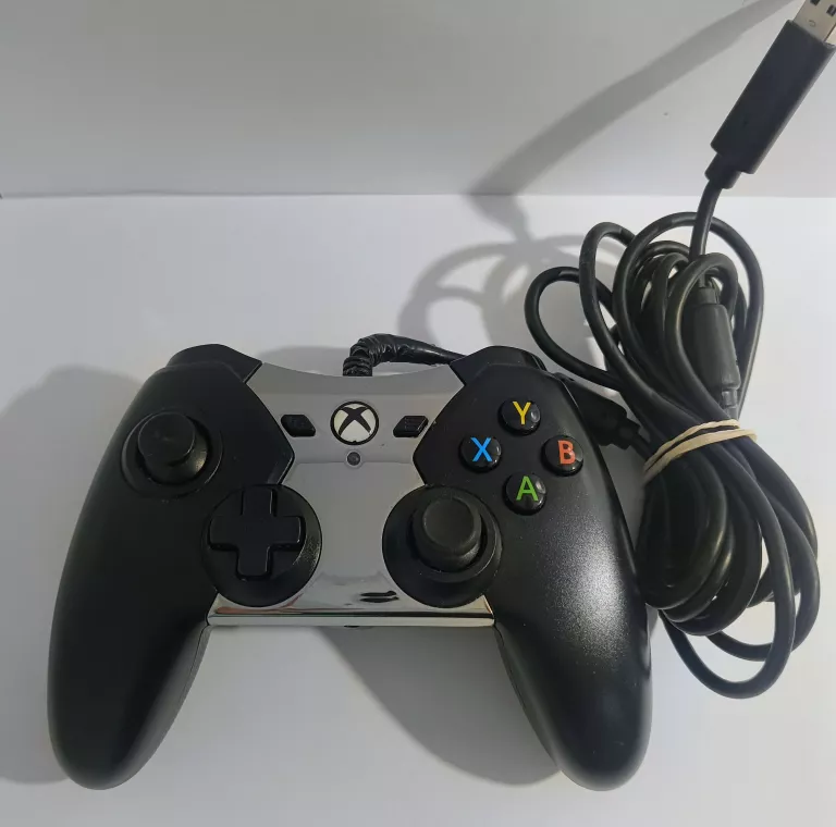 konsola-xbox-one-2-pady-dysk-wbudowana-pamiec-5179-51