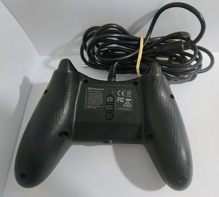 konsola-xbox-one-2-pady-kod-producenta-1540