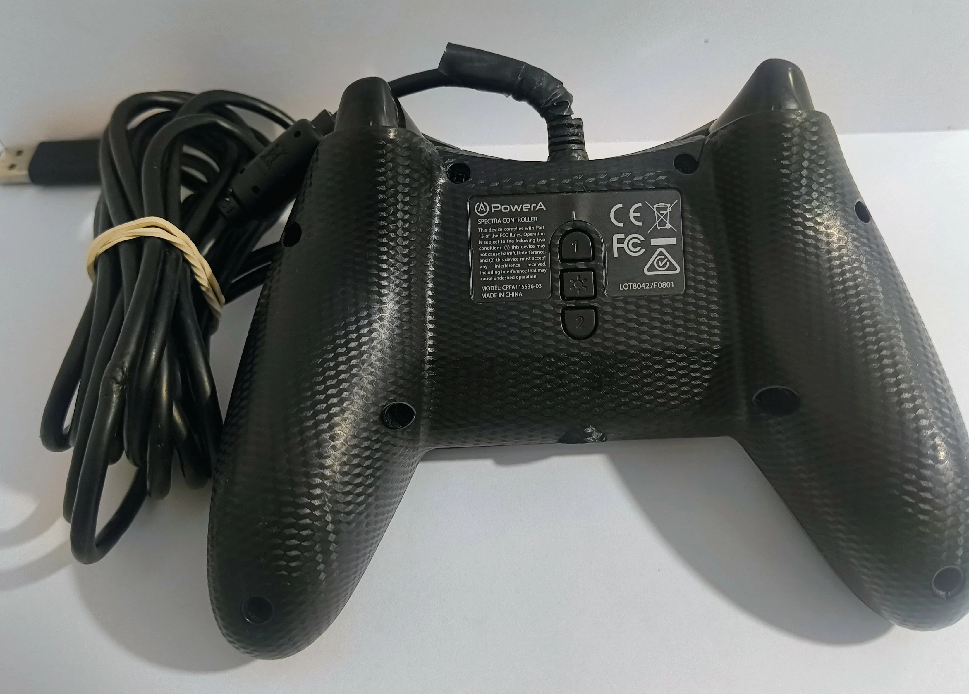 konsola-xbox-one-2-pady-kolor-249512-1647413