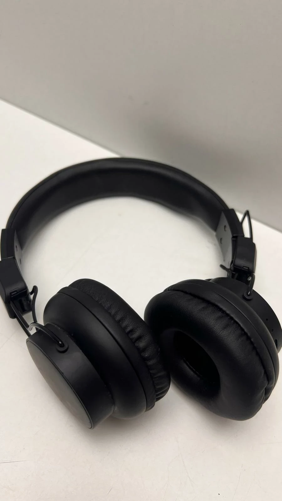 sluchawki-bluetooth-fresh-n-rebel-3ahp200bl-ean-gtin-8720249800941