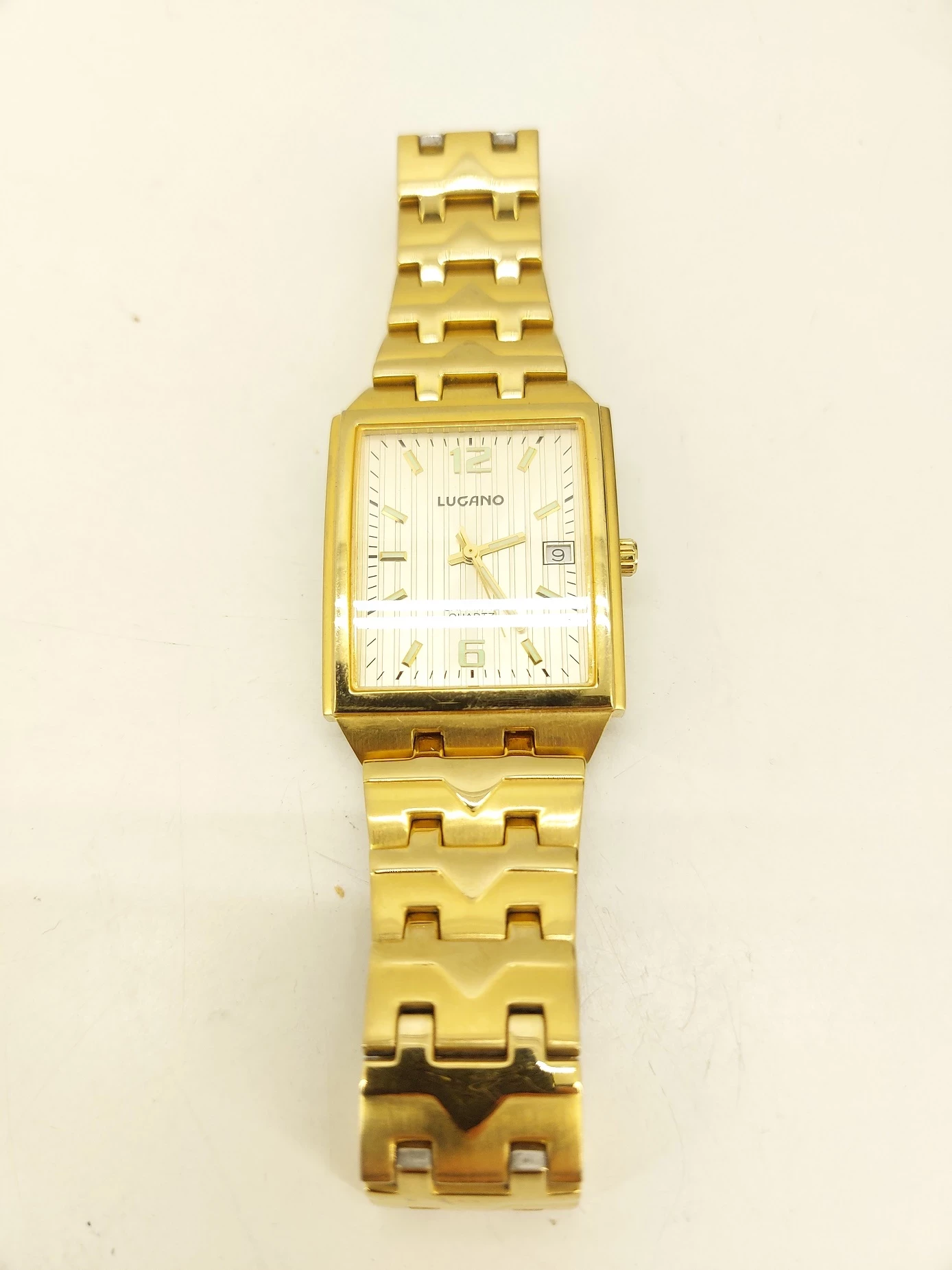 elegancki-zloty-zegarek-m200716-lugano-stan-11323-2