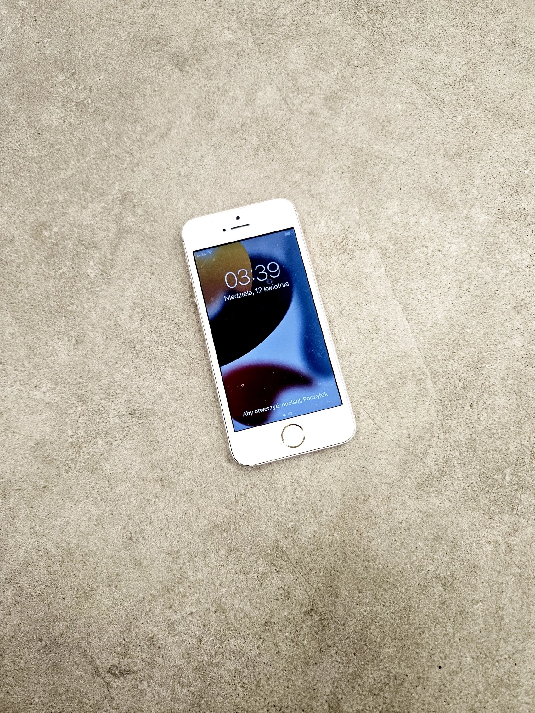 telefon-iphone-se-16-gb-krupowki-75-zakopane