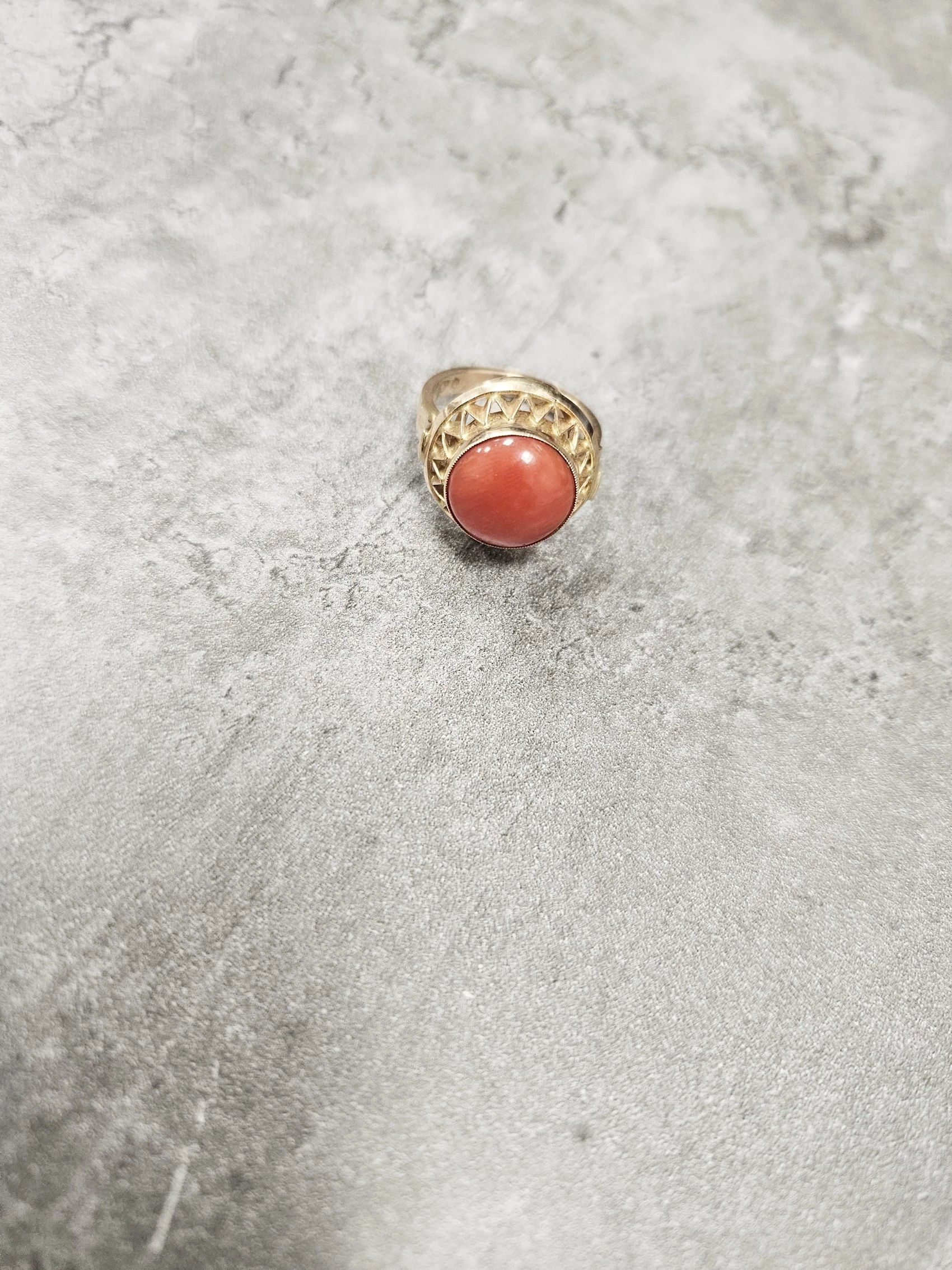 zloty-pierscionek-z-koralem-750597g-krupowki-75-zakopane