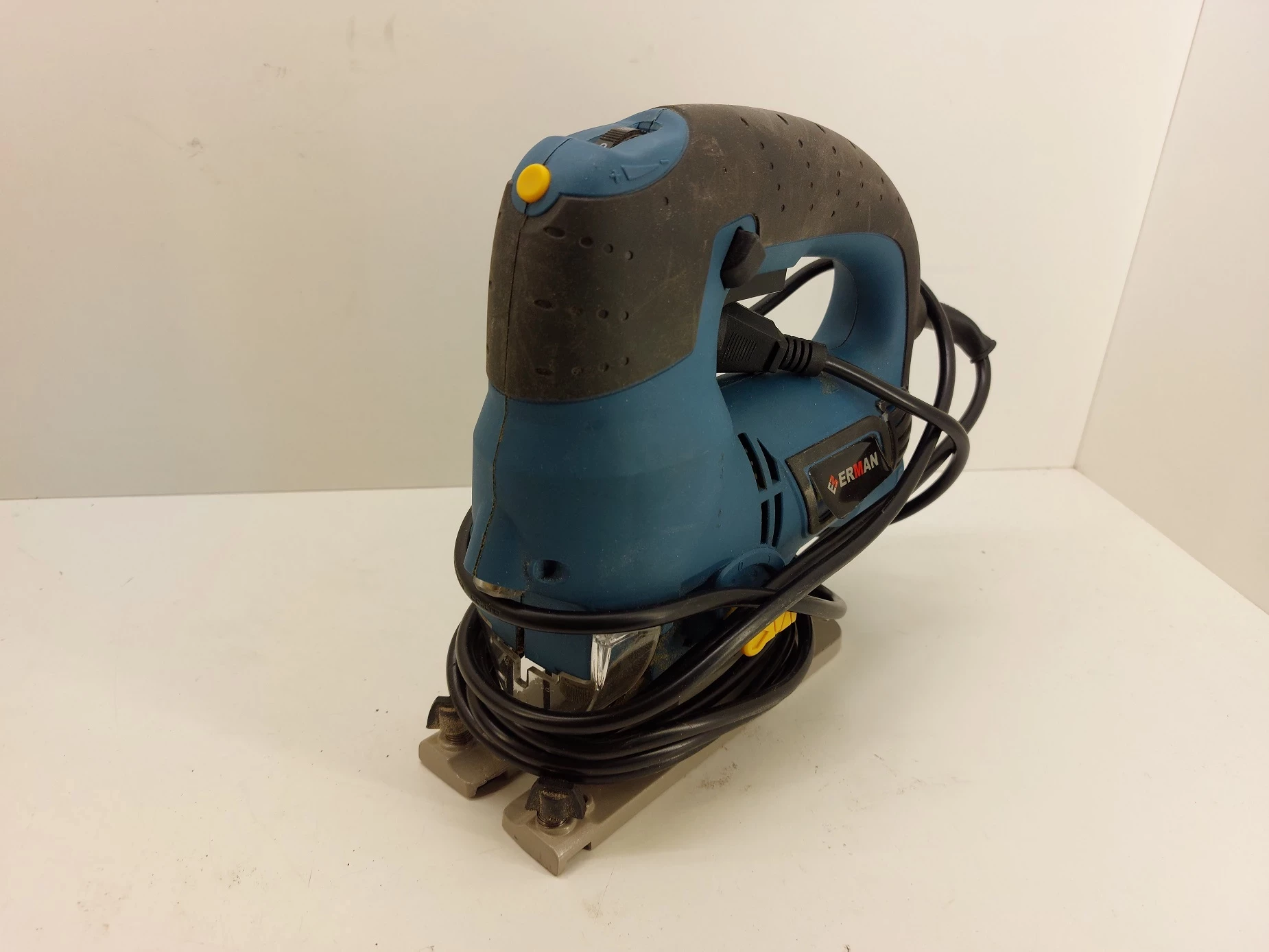 wyrzynarka-z-laserem-erman-emj-js150-1300w-ean-gtin-5903672450225