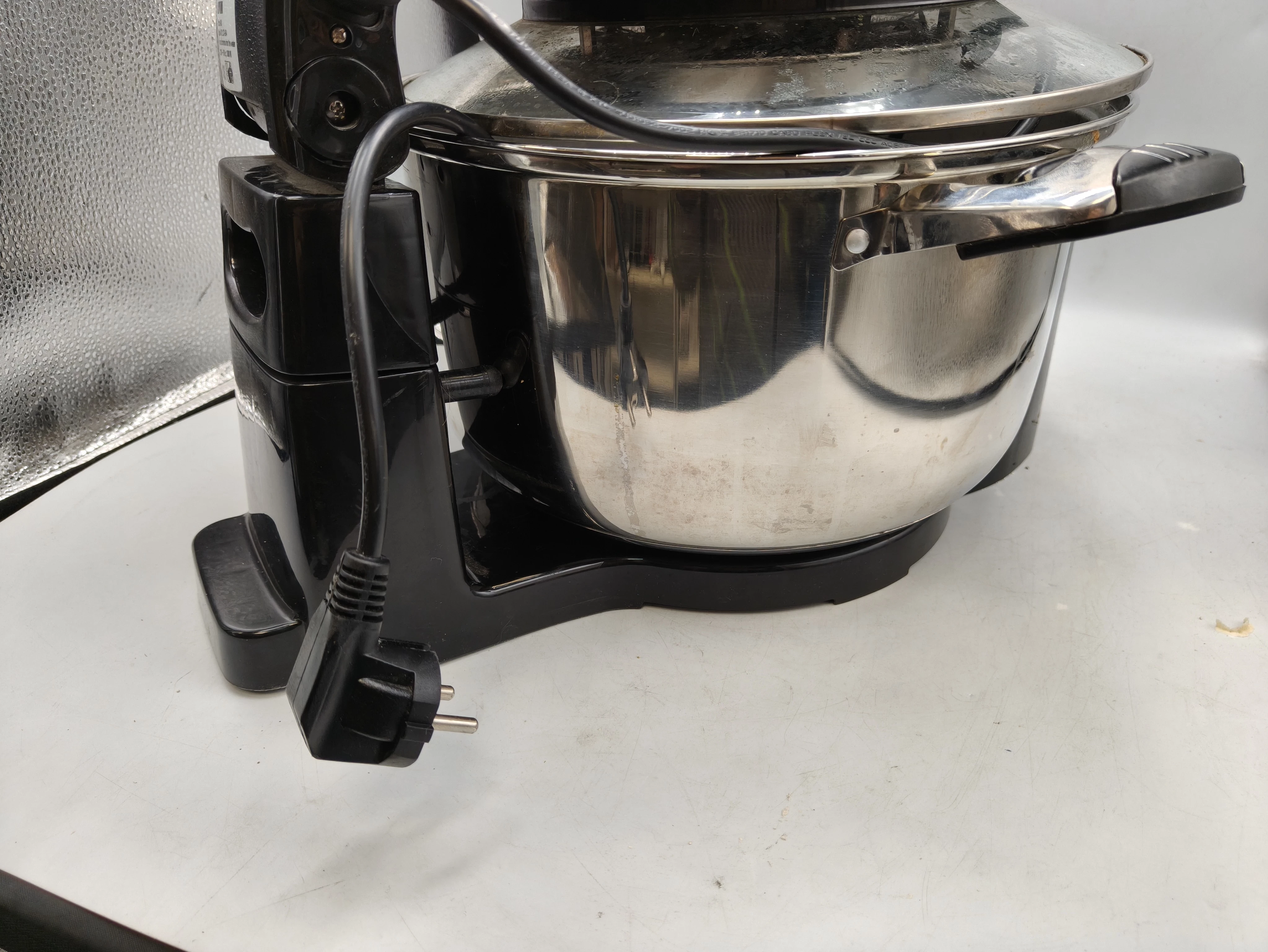 skladany-grill-elektryczny-aven-co-904-1300-w-moc-130000