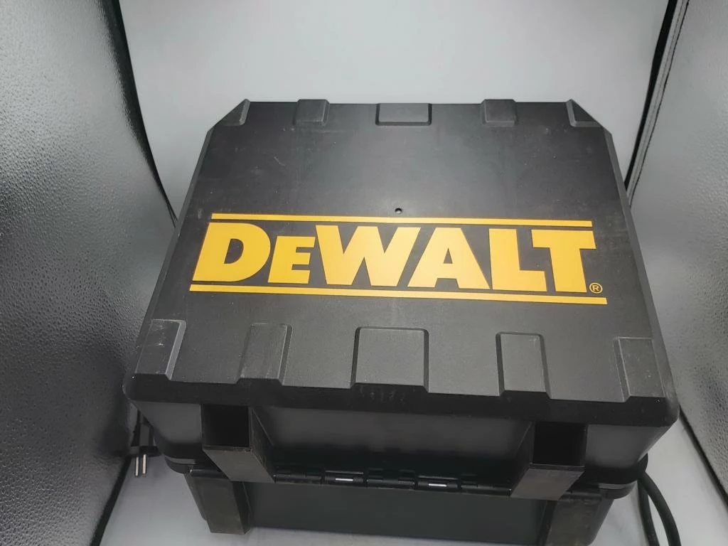 pilarka-tarczowa-dewalt-dwe575-190mm-1000w-w-walizce-stan-11323-2