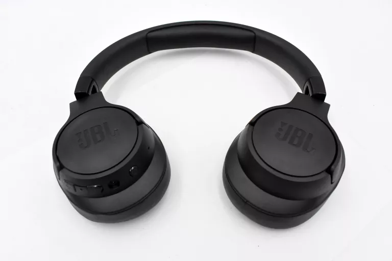 nauszne-sluchawki-bezprzewodowe-jbl-tune-720bt-czarne-ean-gtin-6925281967061