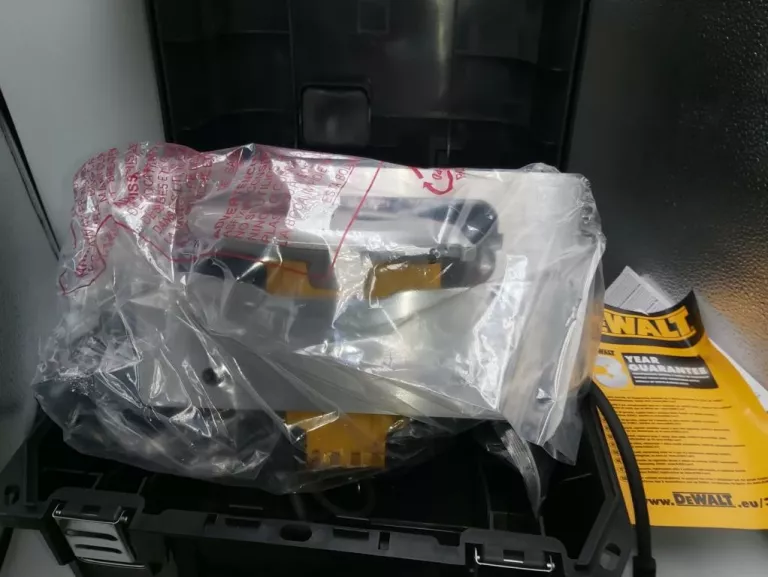 pilarka-tarczowa-dewalt-dwe575-190mm-1000w-w-walizce-ean-gtin-5035048377444