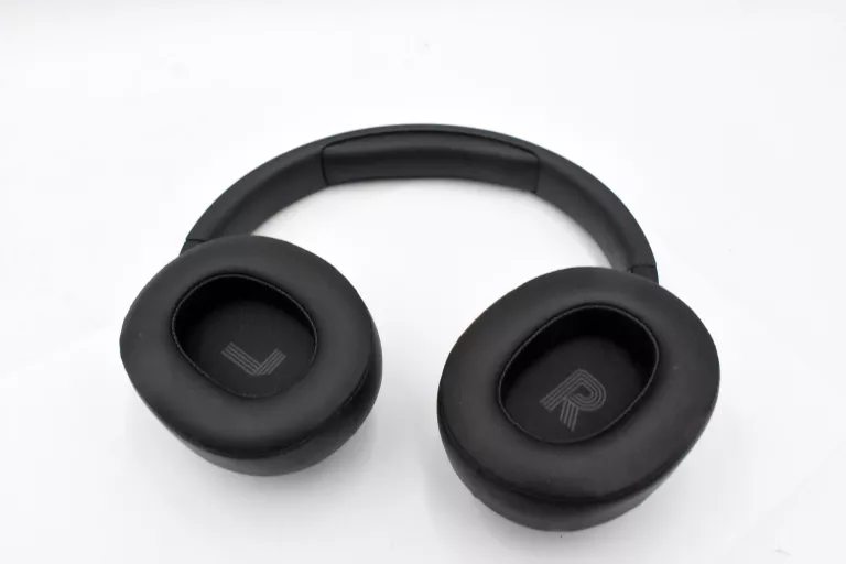 nauszne-sluchawki-bezprzewodowe-jbl-tune-720bt-czarne-stan-11323-2