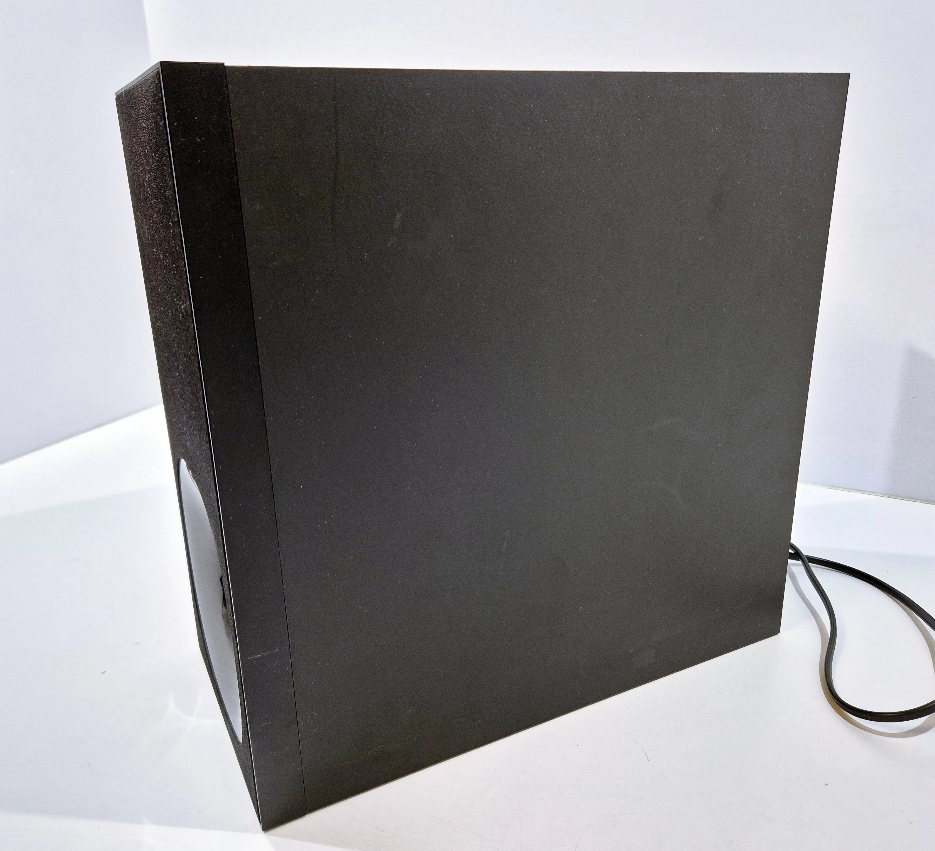 soundbar-sony-ht-zf9-dolby-atmos-32-400w-sklad-zestawu-229669-1