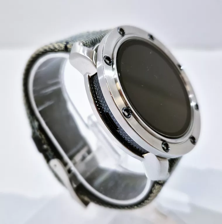 diesel-smartwatch-dw1001-model-249460-1651273