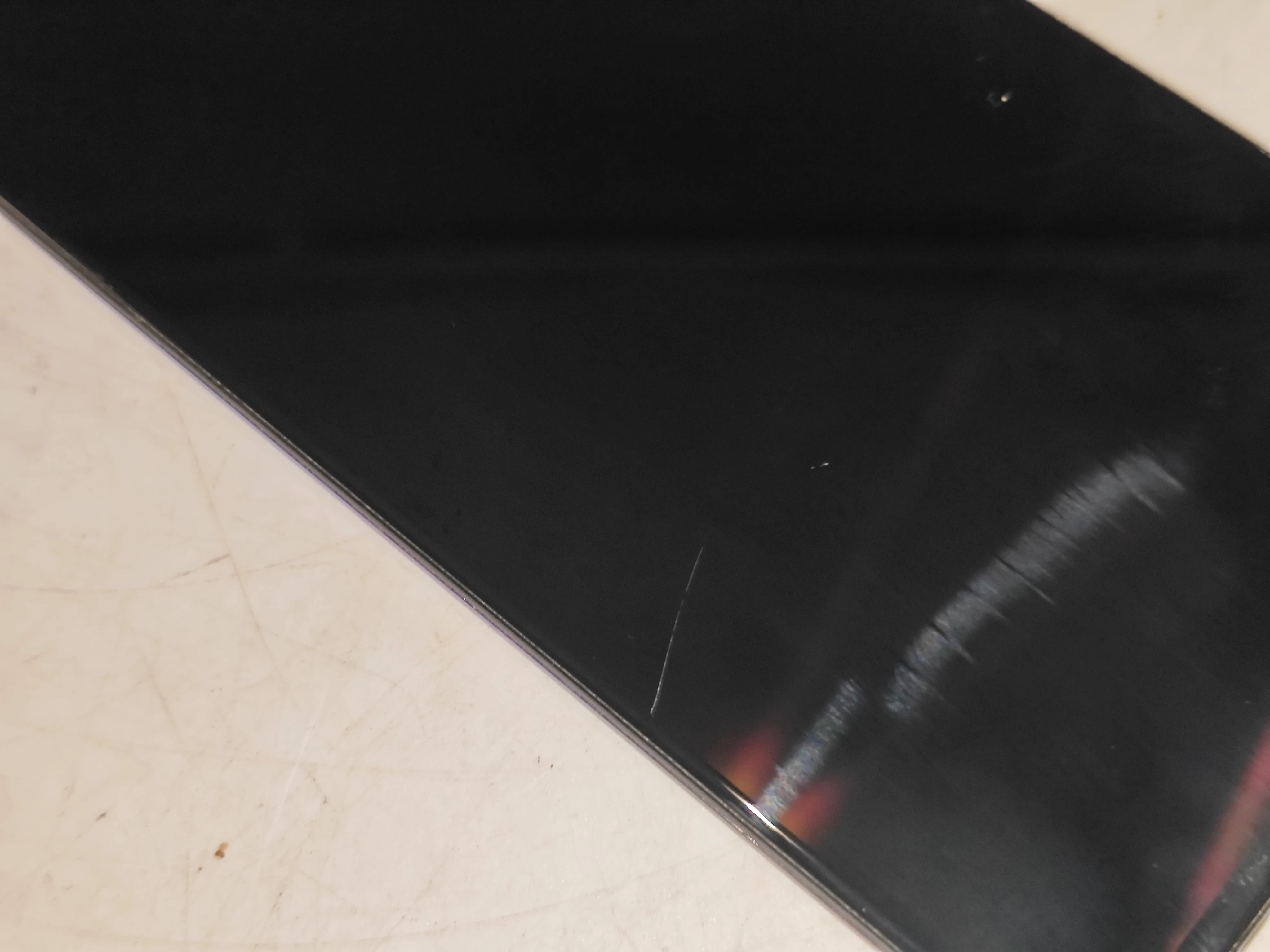 telefon-huawei-mate-20-solo-wbudowana-pamiec-202869-214189