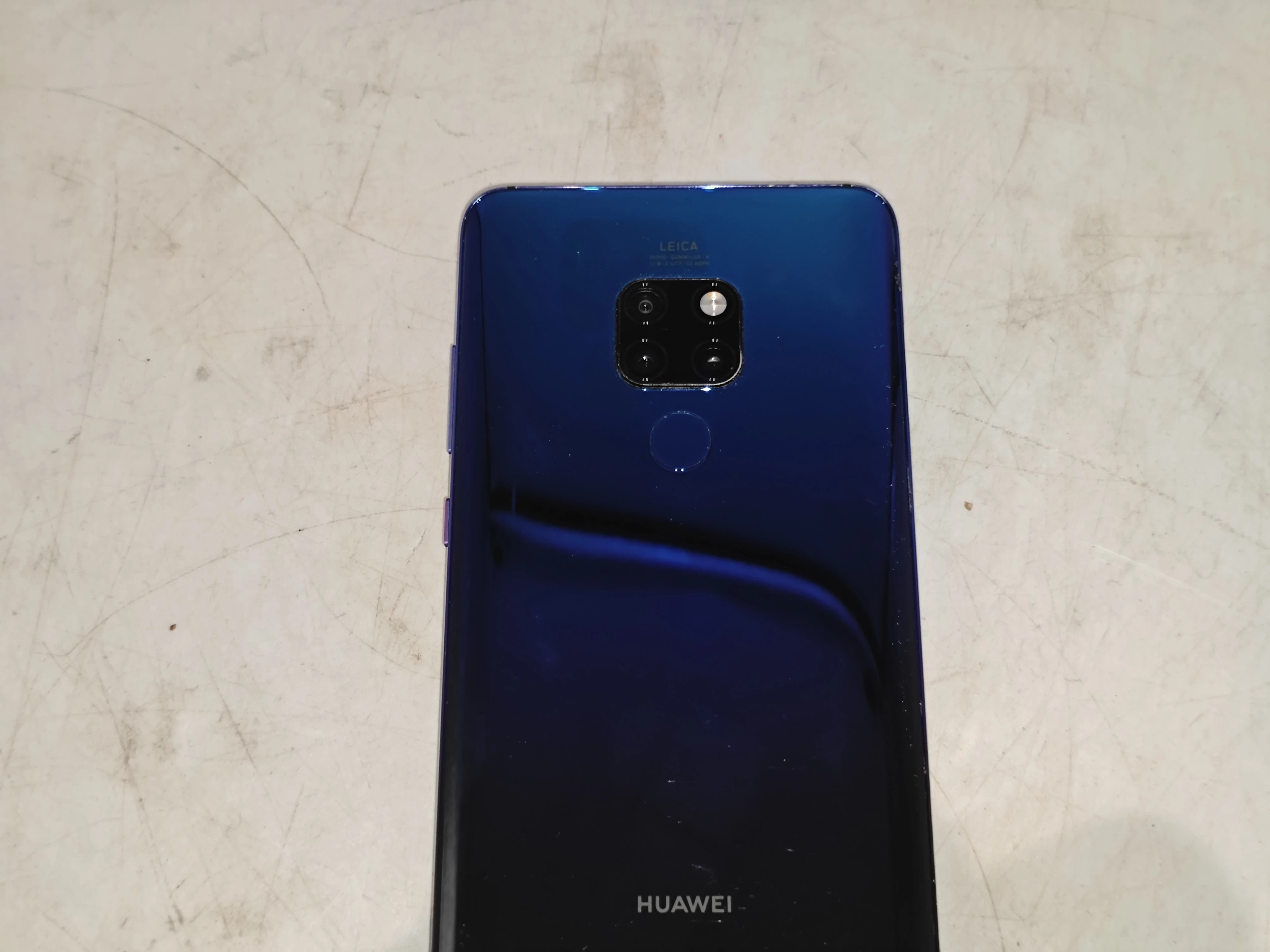 telefon-huawei-mate-20-solo-ean-gtin-6901443262540