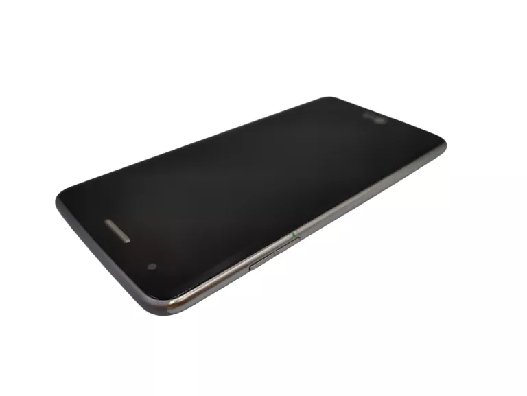 telefon-lg-k8-stan-11323-2