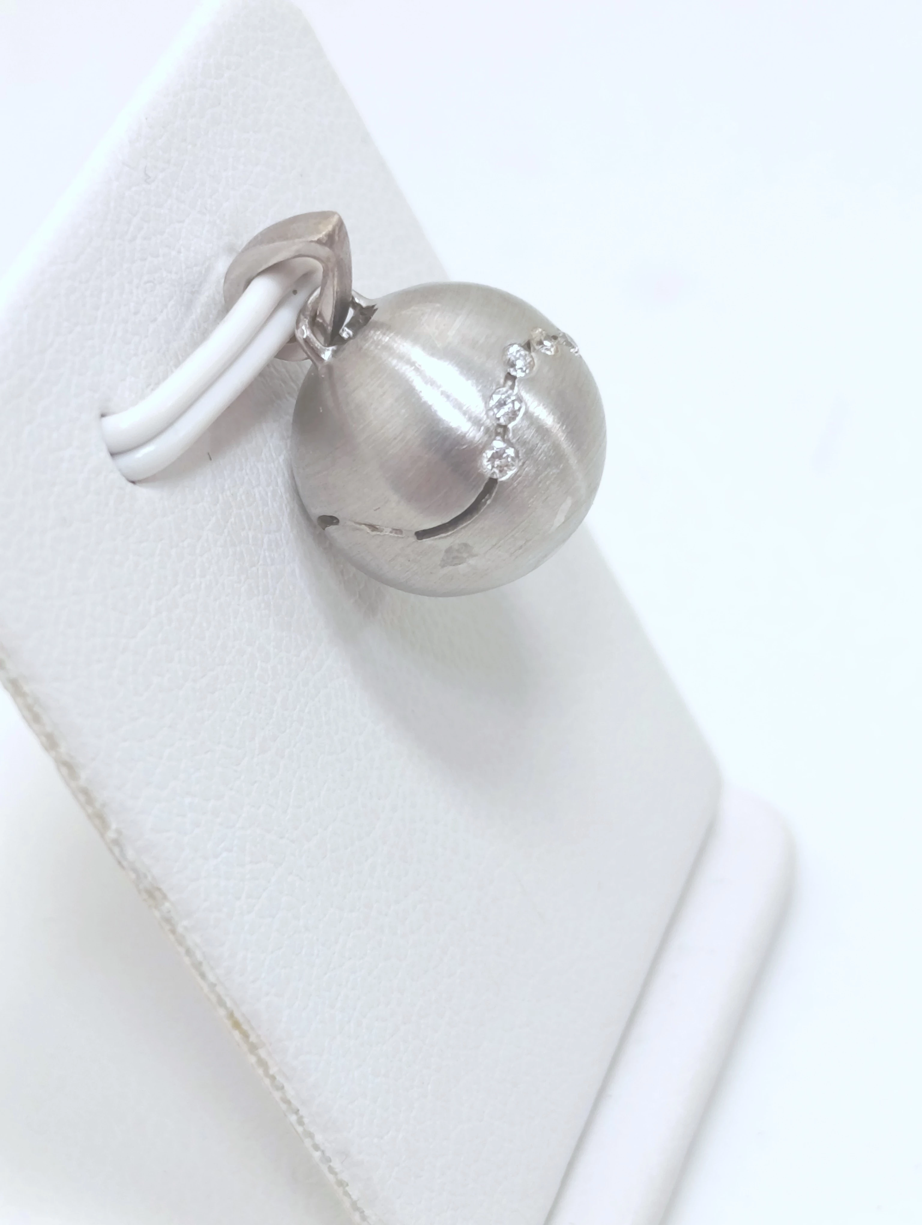 zlota-zawieszka-10x-brylant-009ct-585-423g-motyw-129129-246990