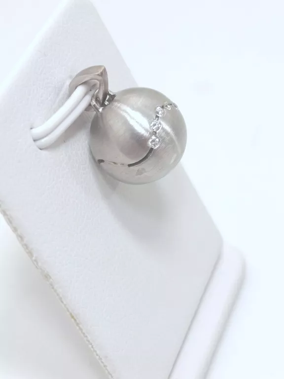 zlota-zawieszka-10x-brylant-009ct-585-423g-motyw-129129-246990