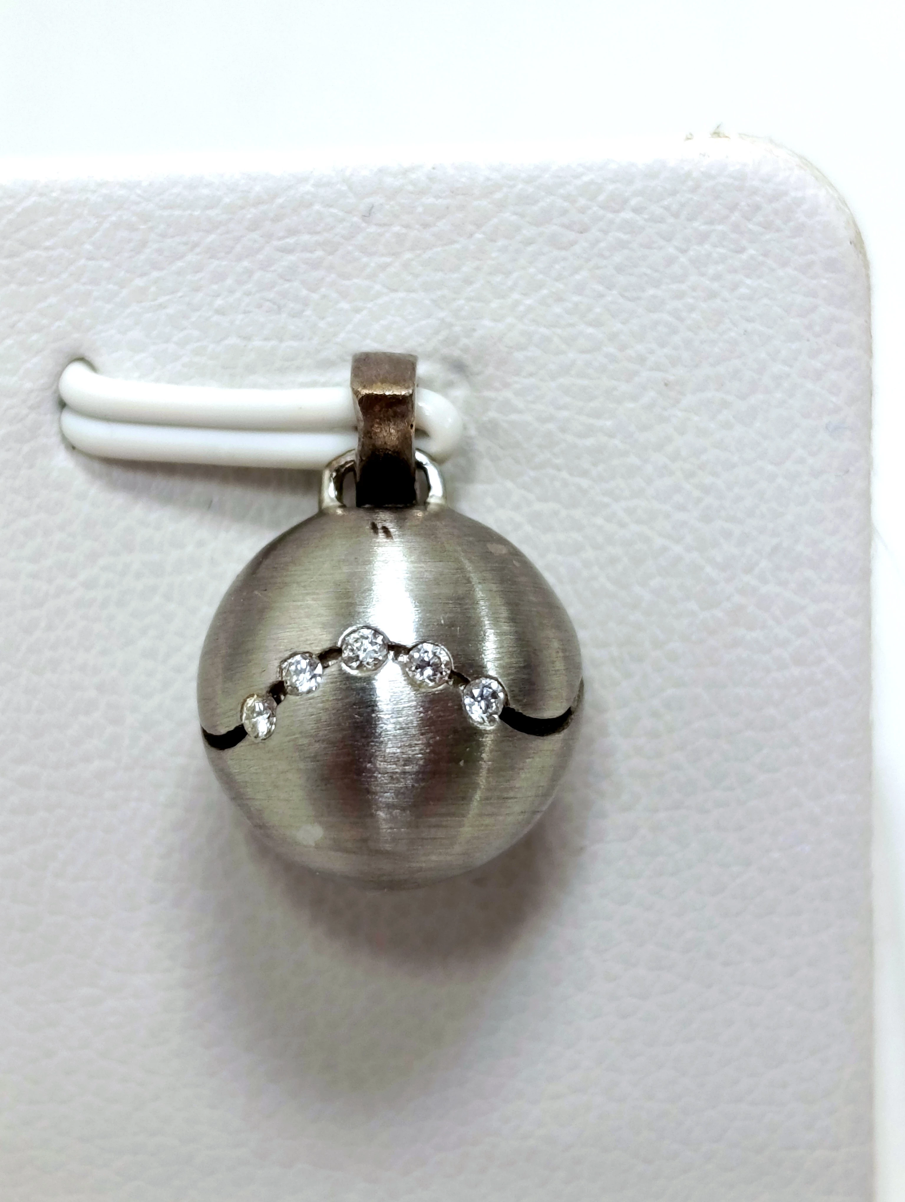 zlota-zawieszka-10x-brylant-009ct-585-423g-material-15835-2