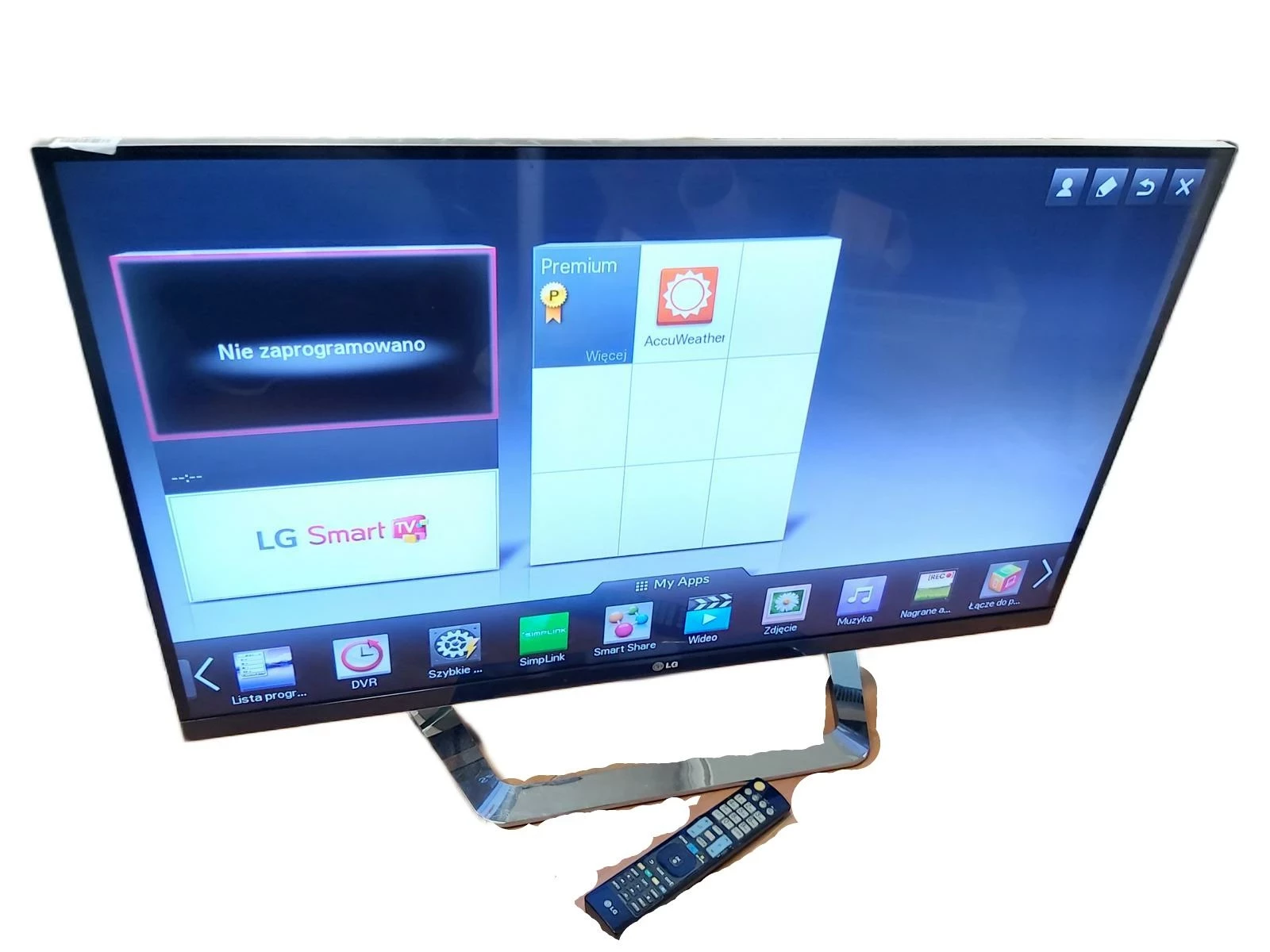 telewizor-lg-42lm760s-pilot-piekarska-46-bytom-milz-2