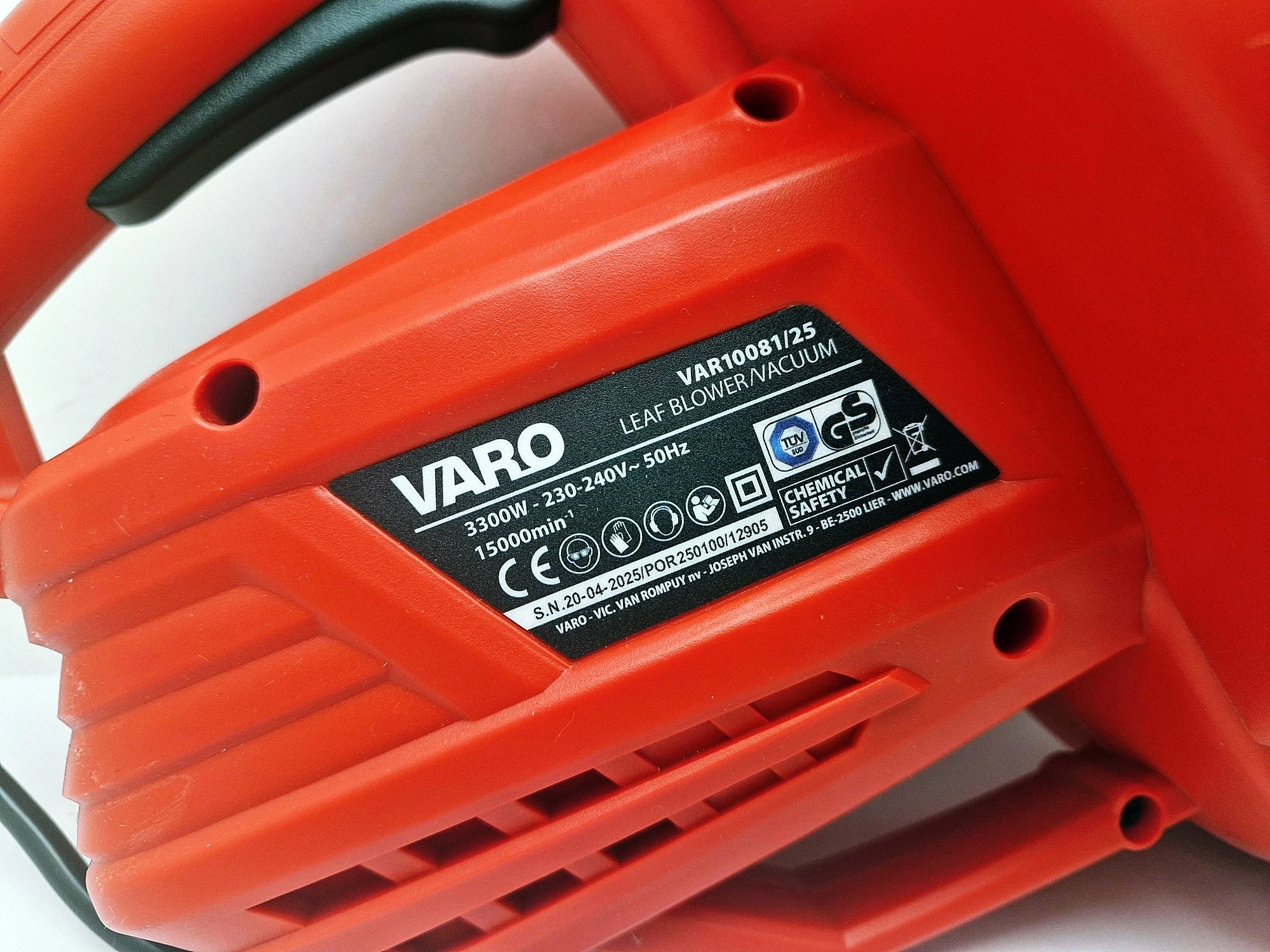 dmuchawa-elektryczna-odkurzacz-varo-z-workiem-var0081-predkosc-przeplywu-powietrza-250