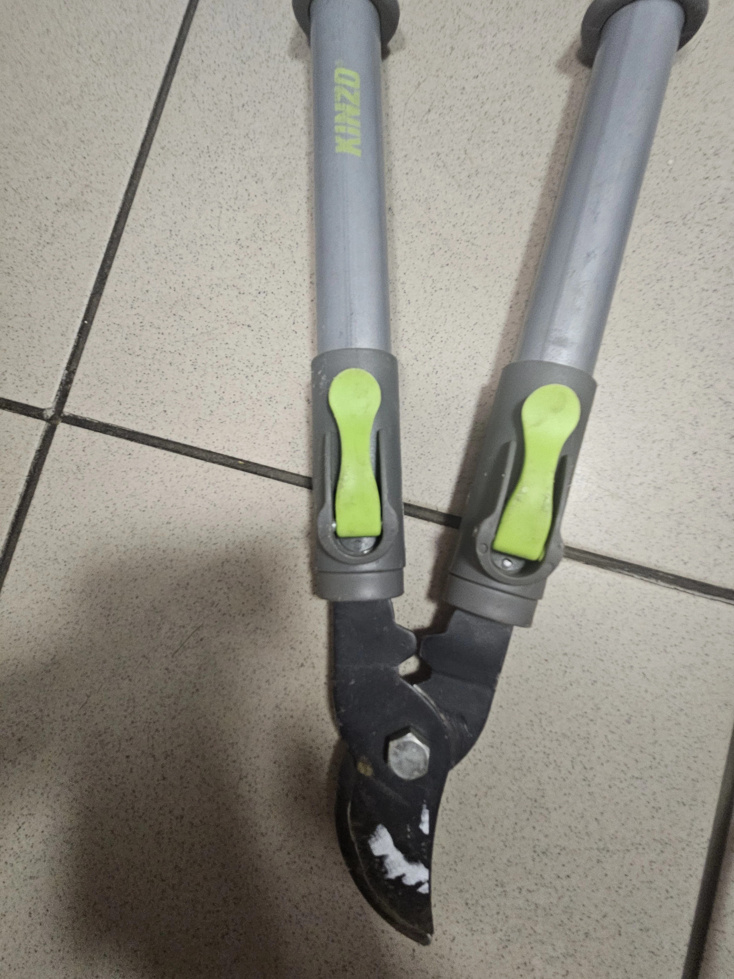 sekator-teleskopowy-kinzo-ean-gtin-8711252121796