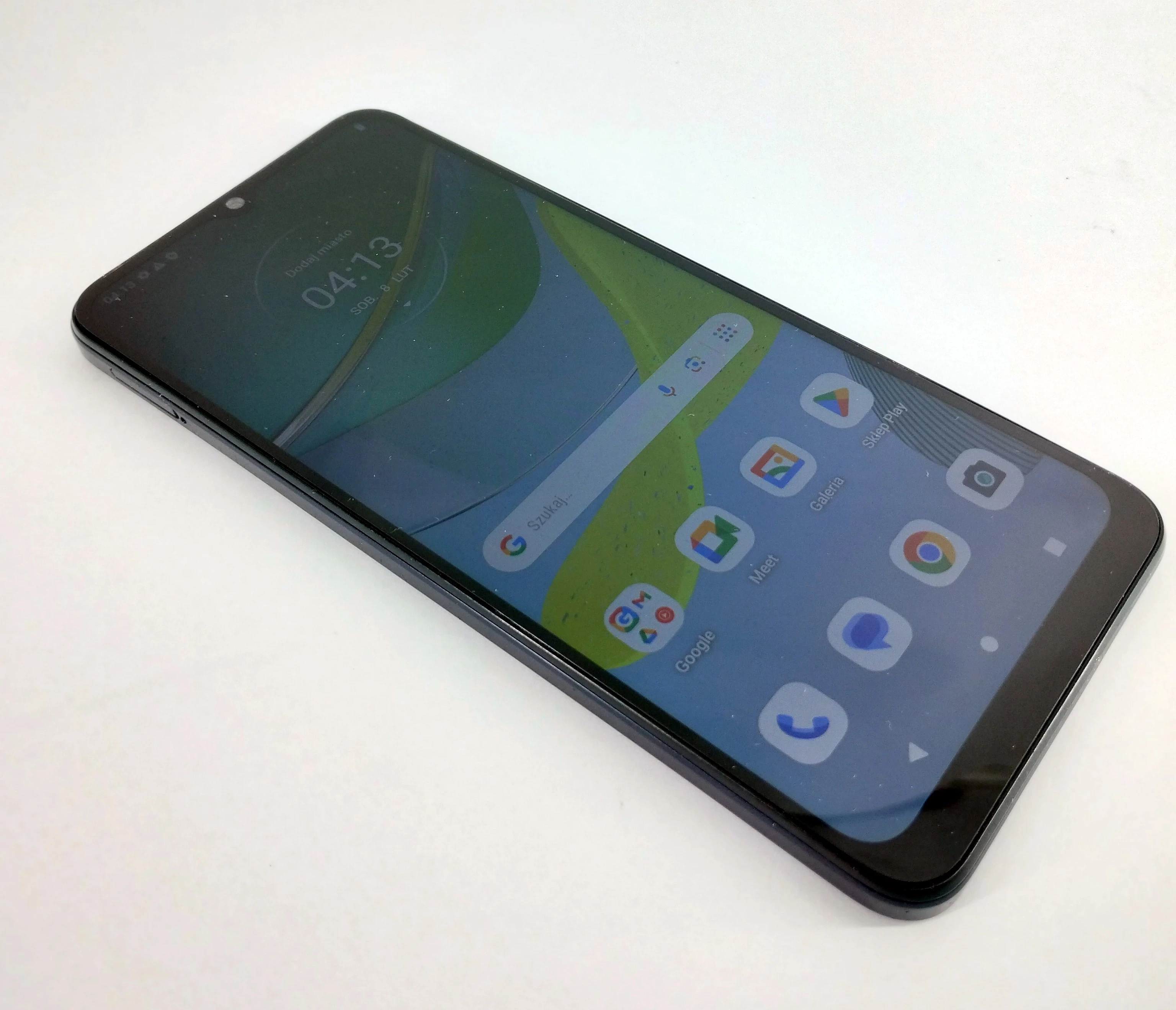 telefon-motorola-moto-e13-pudelko-stan-11323-2