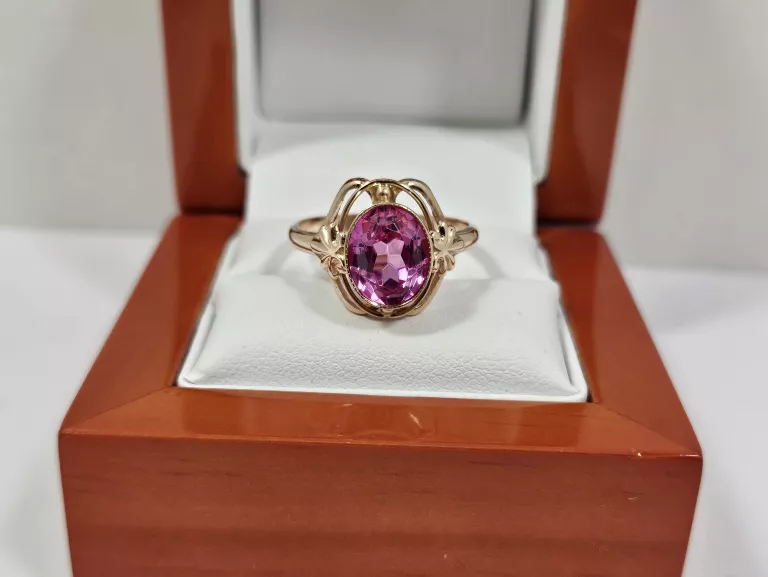 zloty-pierscionek-z-kamieniem-585-381g-r20-marka-248811-958954