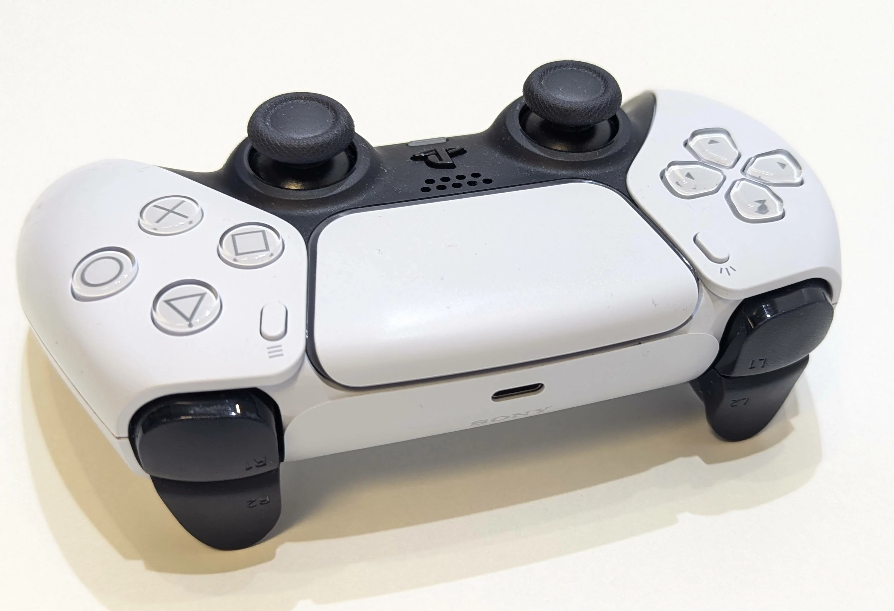 pad-sony-playstation-5-dualsense-bialy-cfi-zct2w-kod-producenta-cfi-zct2w