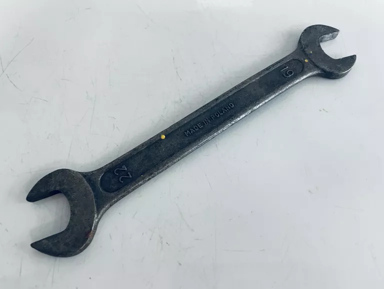 klucz-plaski-dwustronny-19x22-mm-28-czerwca-177-poznan-ska-x