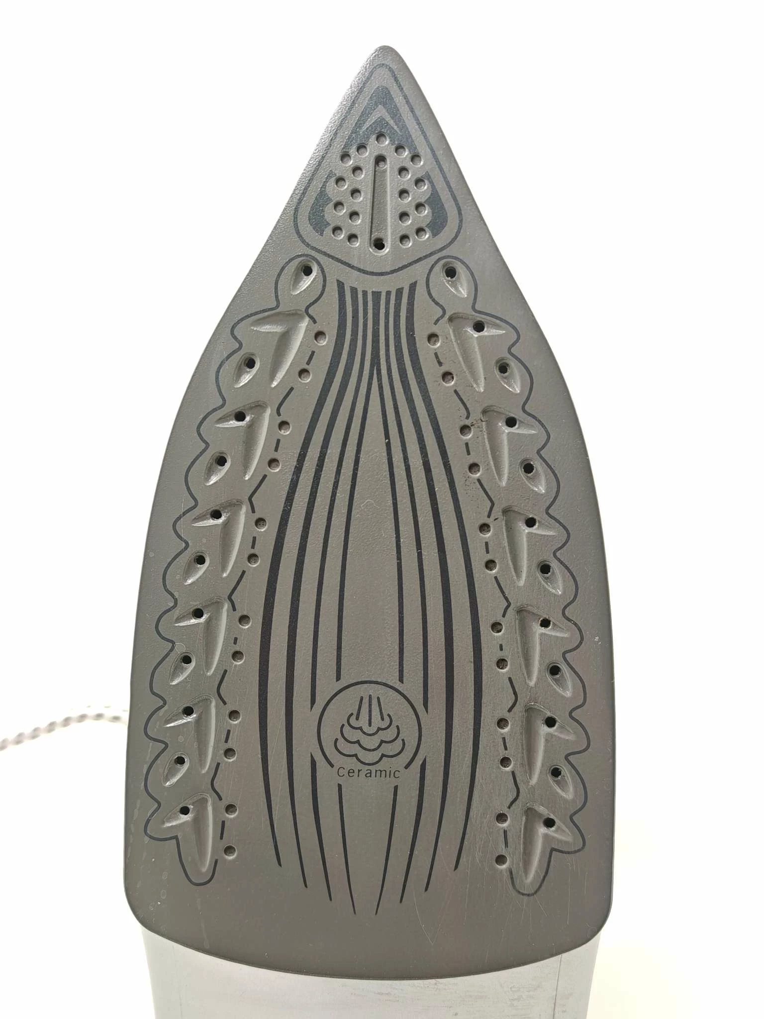 zelazko-parowe-mesko-ms-5028-moc-2600-w-stopa-ceramiczna-model-ms-5028